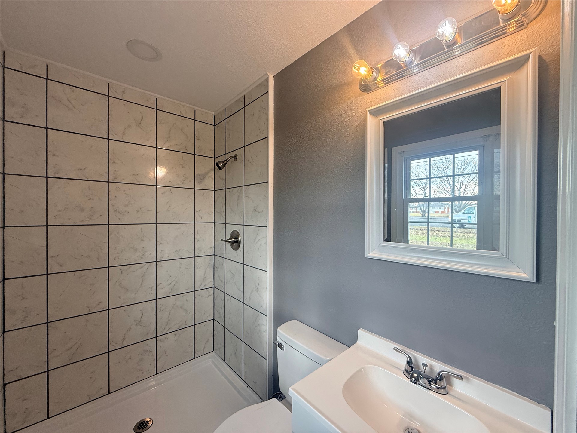221 Rodman Circle Property Photo 26