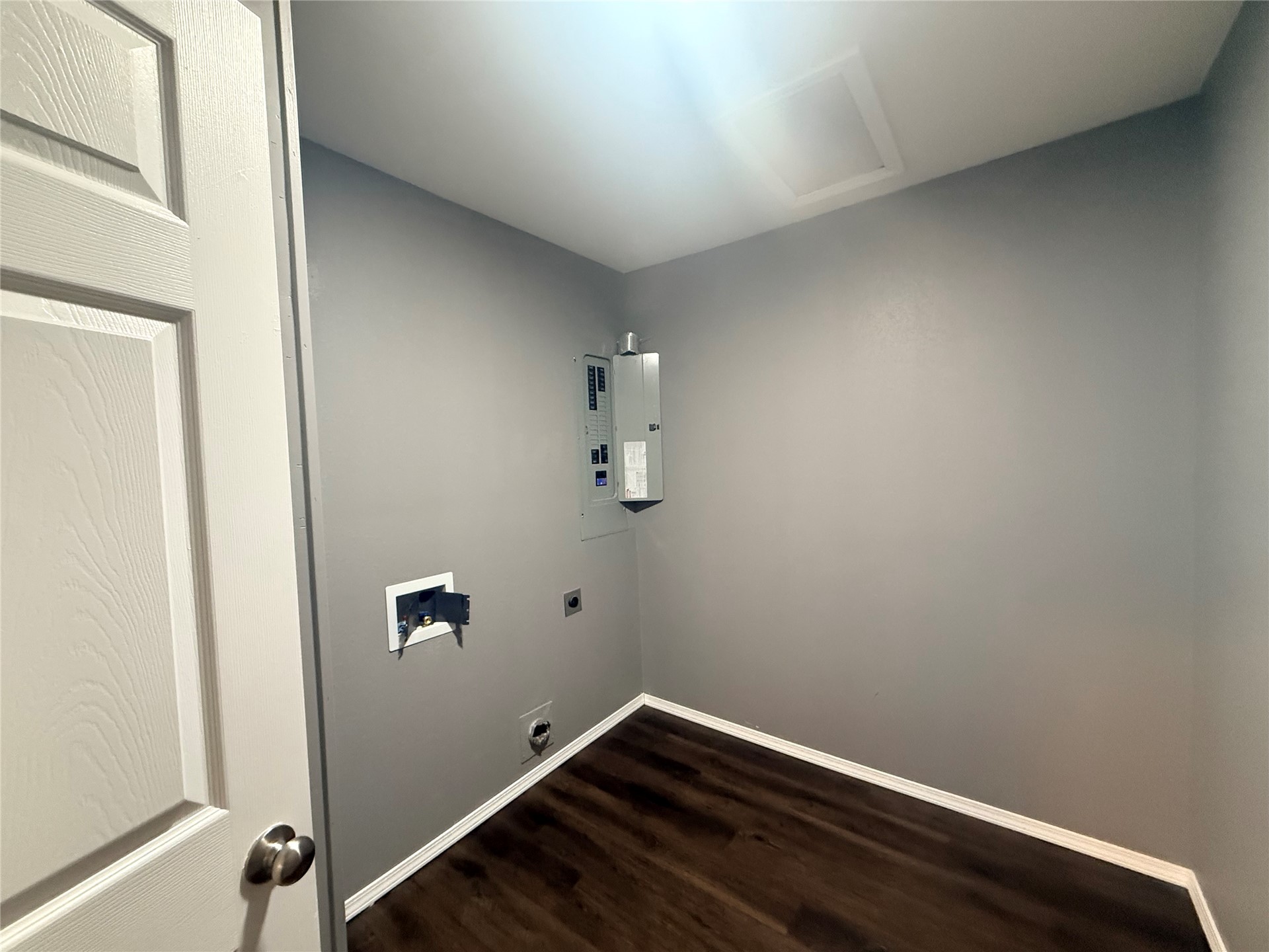 221 Rodman Circle Property Photo 29