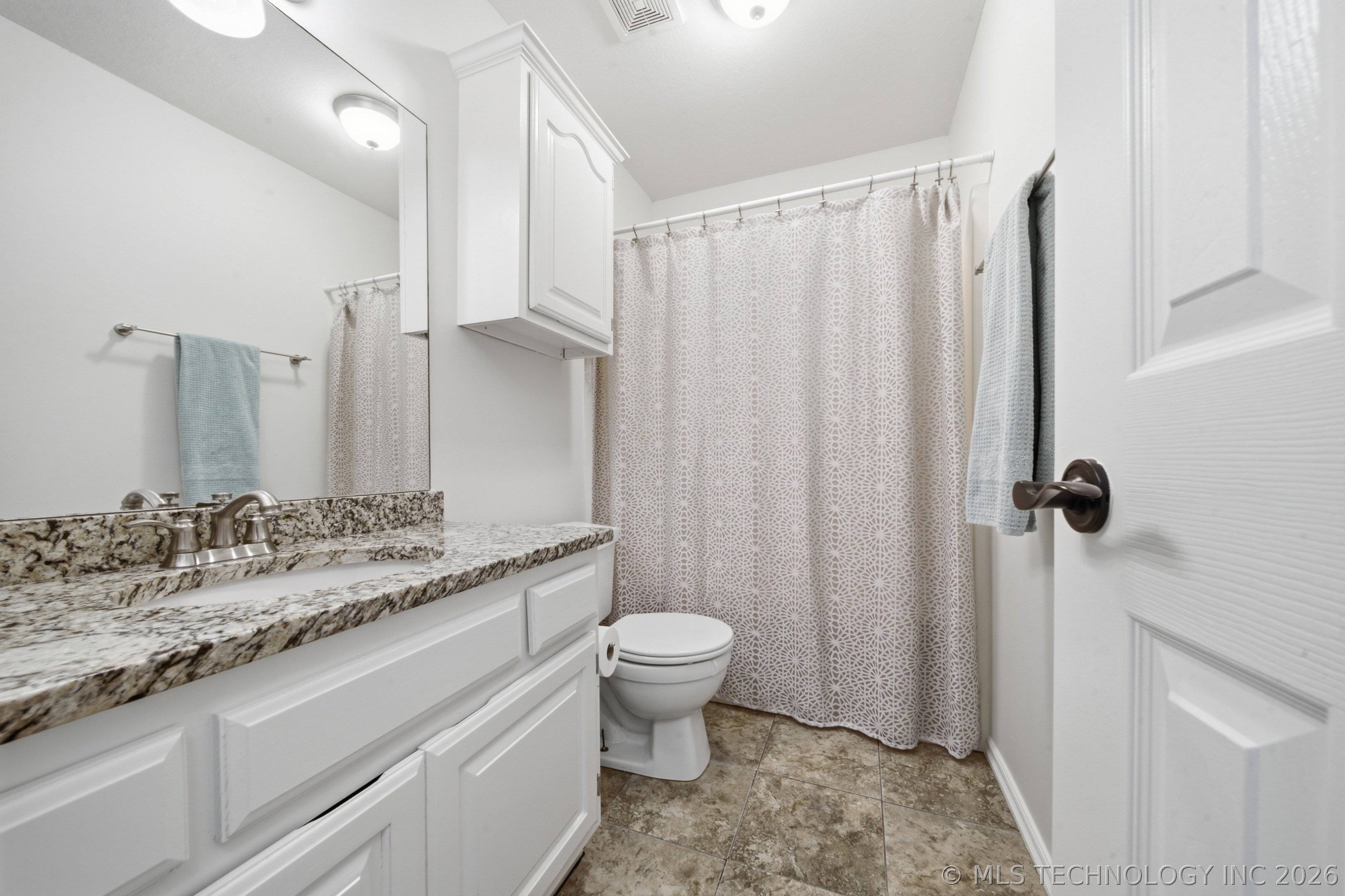 3705 W Urbana Street Property Photo 26