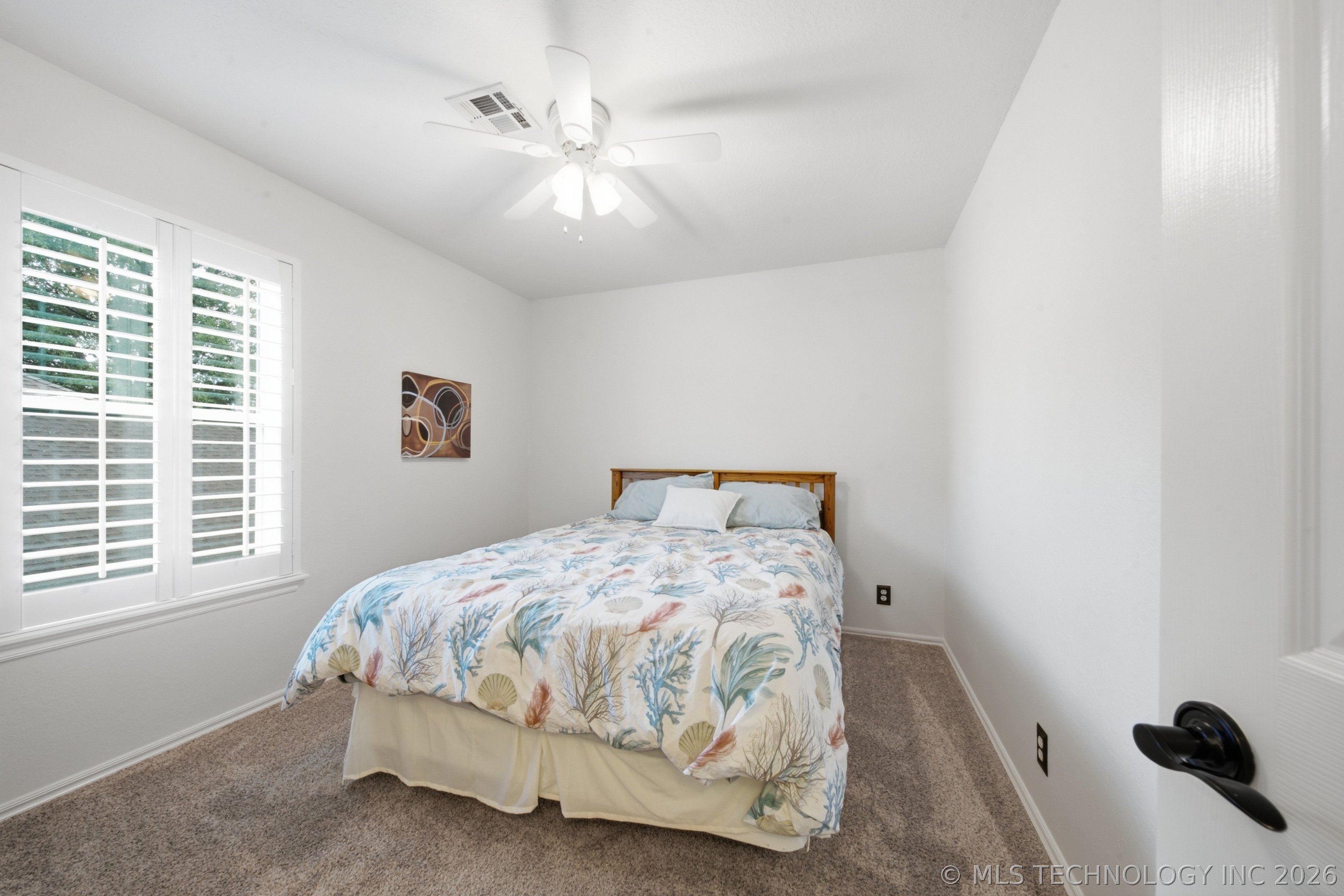 3705 W Urbana Street Property Photo 29