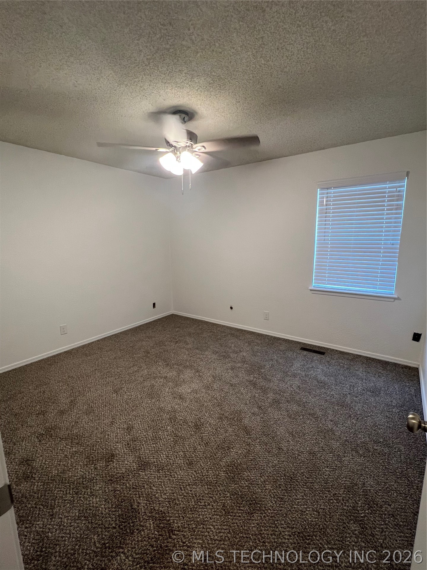 13115 E 39th Street Property Photo 10