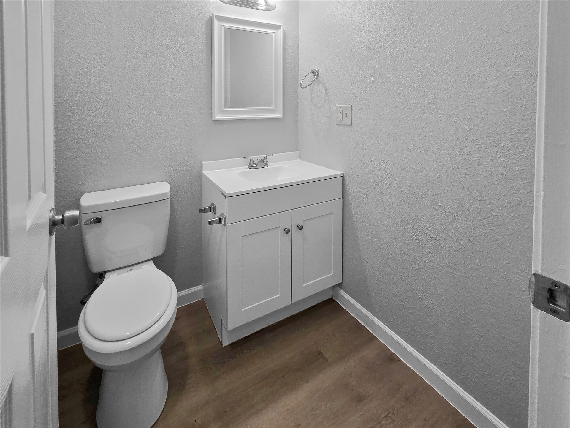 608 Beshears Property Photo 10