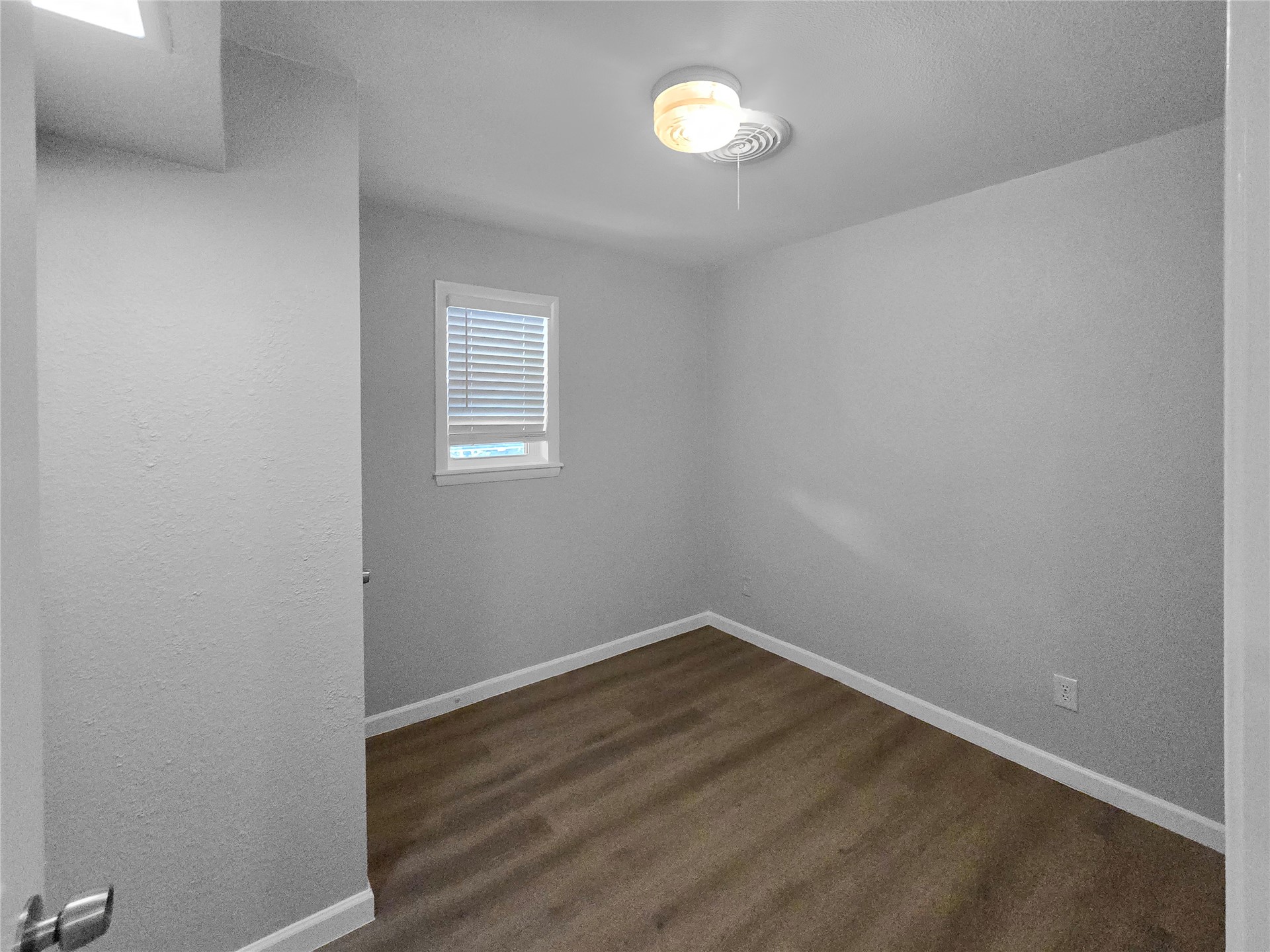 608 Beshears Property Photo 12