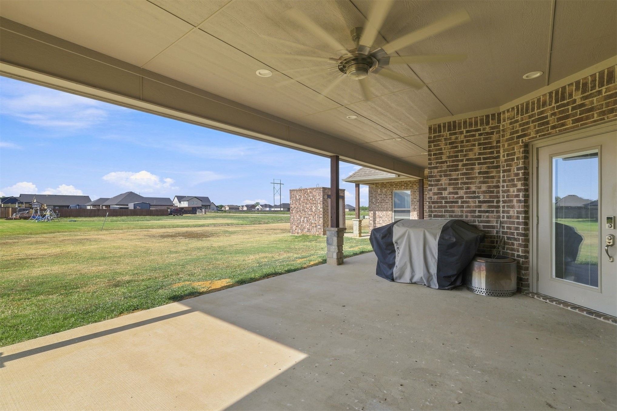 140 Conner Property Photo 7