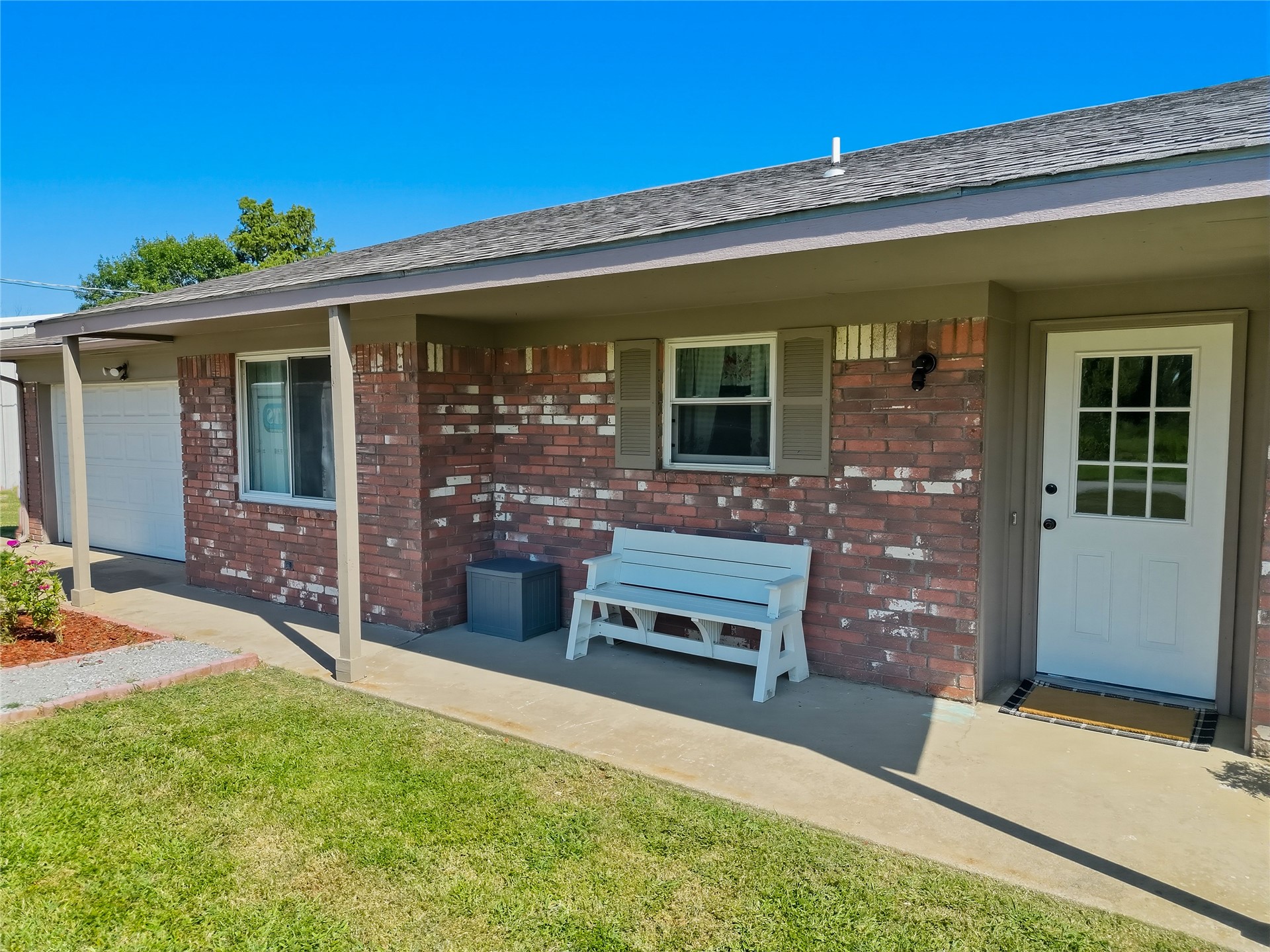 15925 E Riggs Road Property Photo 4