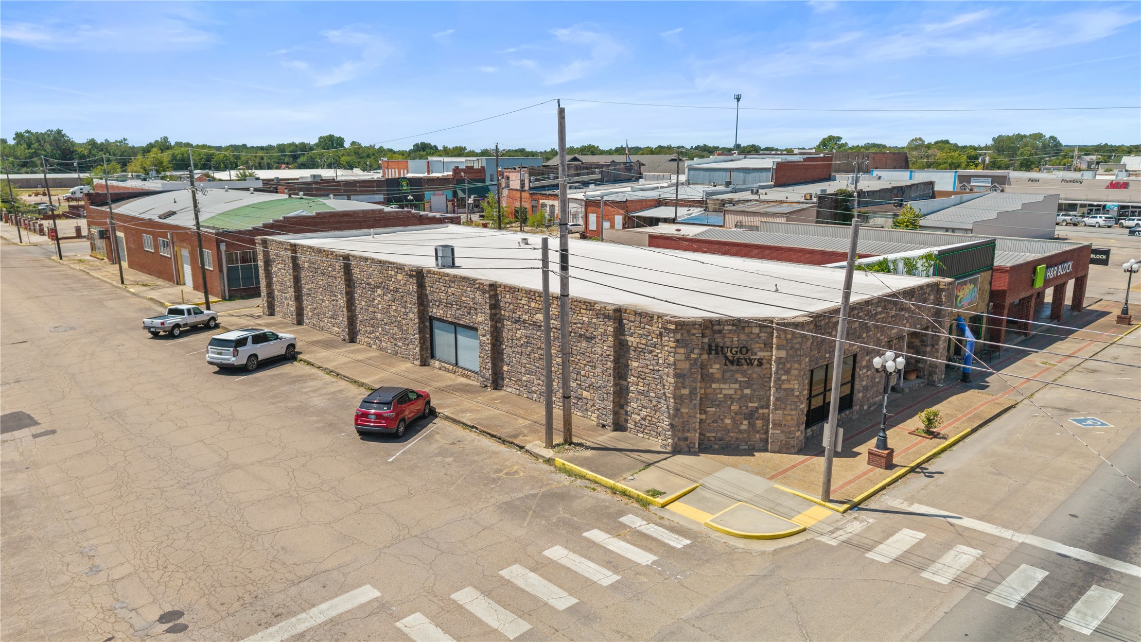 128 E Jackson Street Property Photo 2