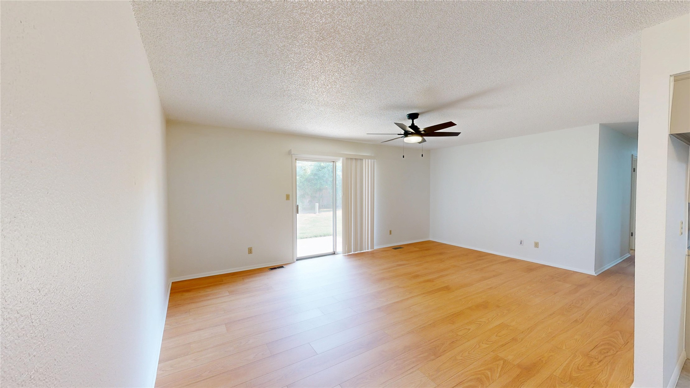 503 W C Street Property Photo 3