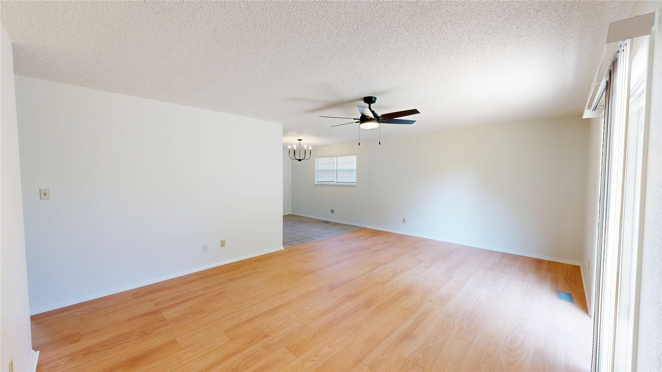 503 W C Street Property Photo 5