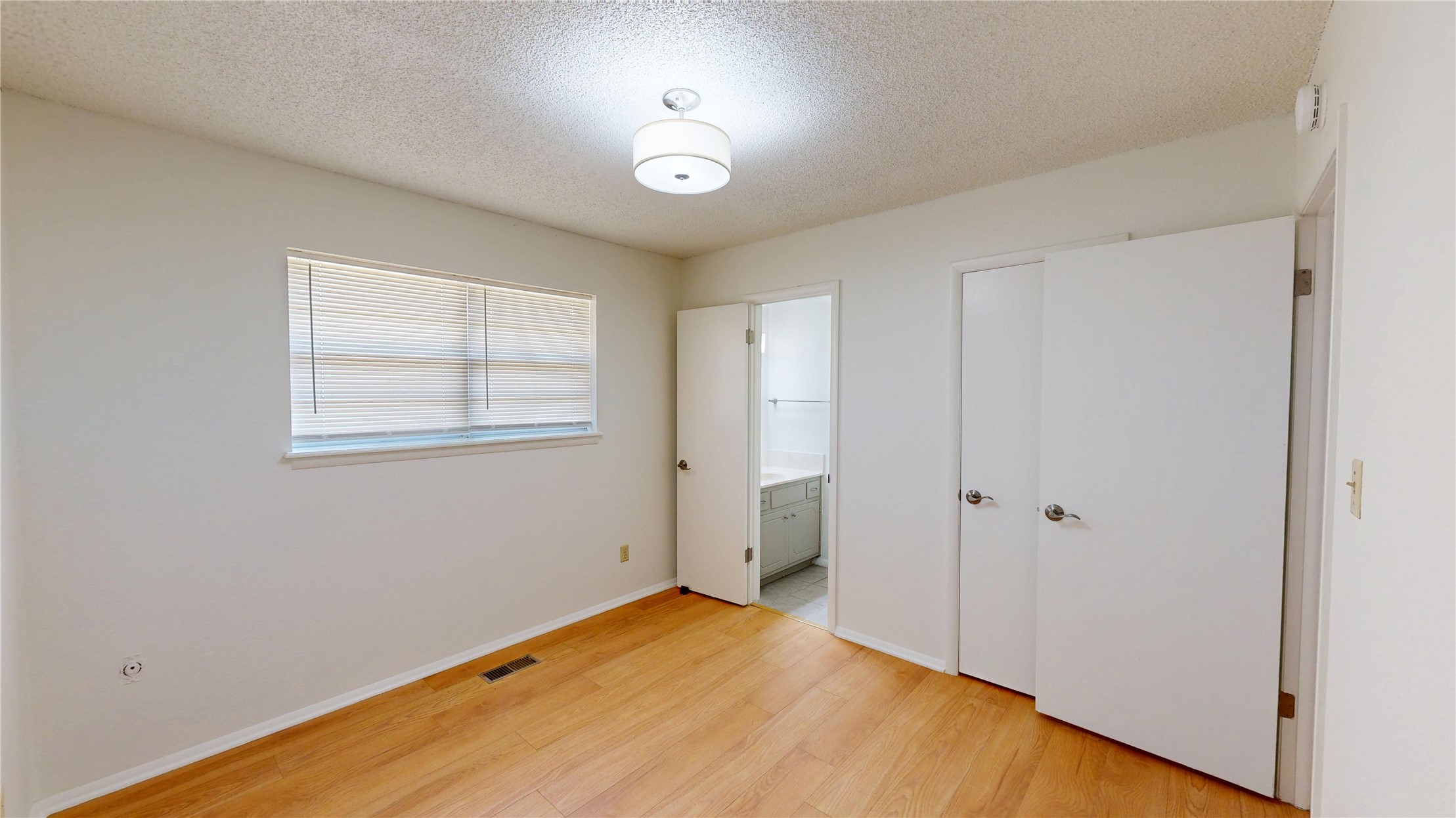 503 W C Street Property Photo 11
