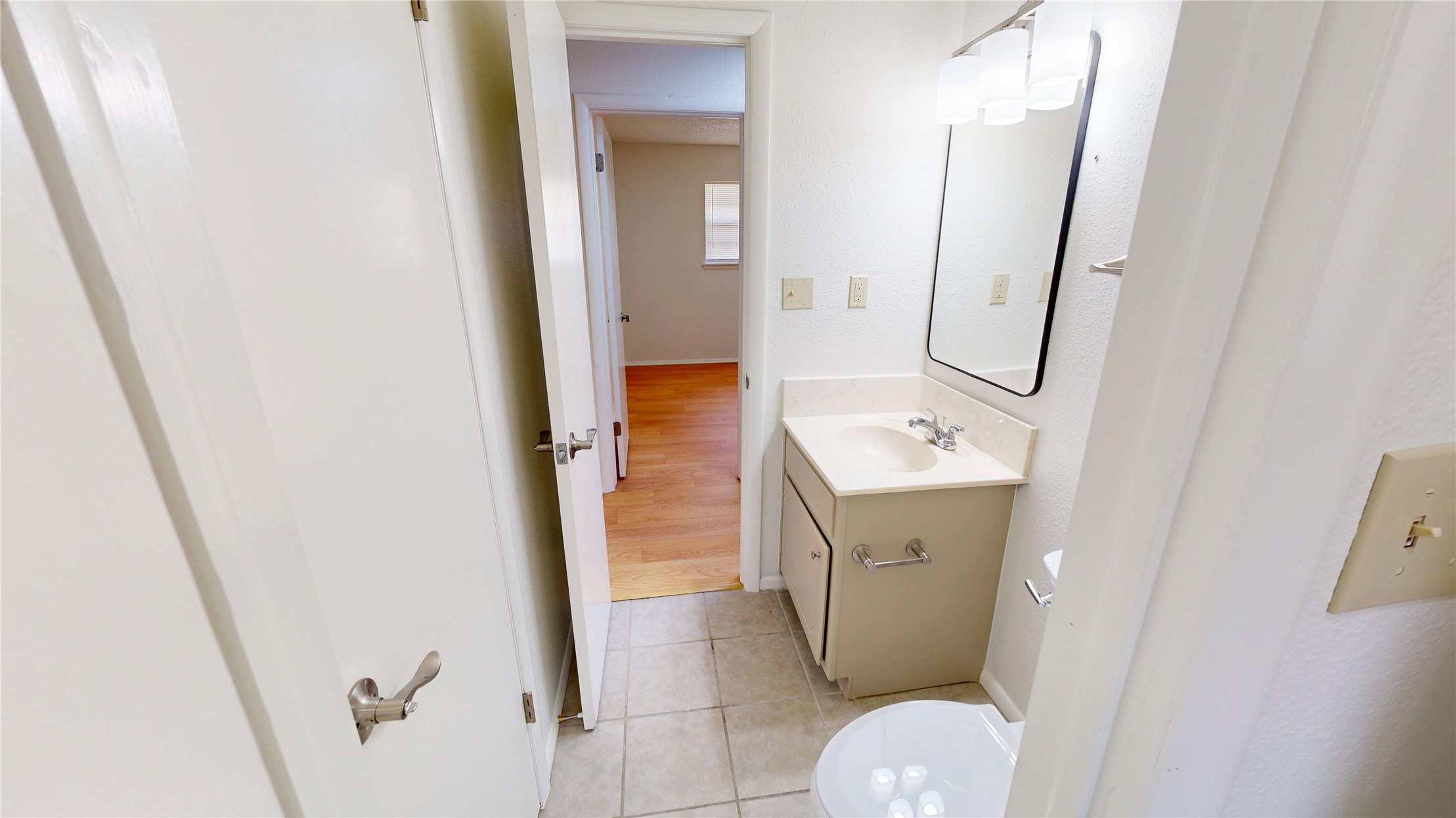 503 W C Street Property Photo 14