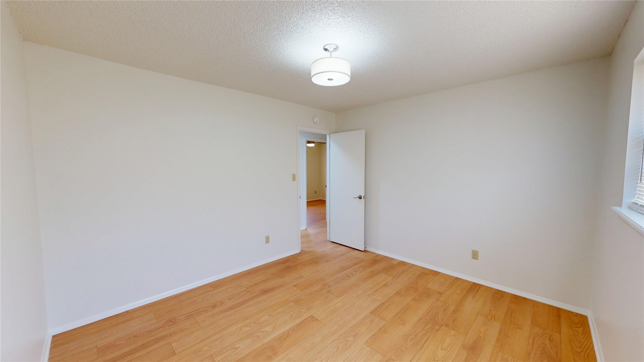 503 W C Street Property Photo 17