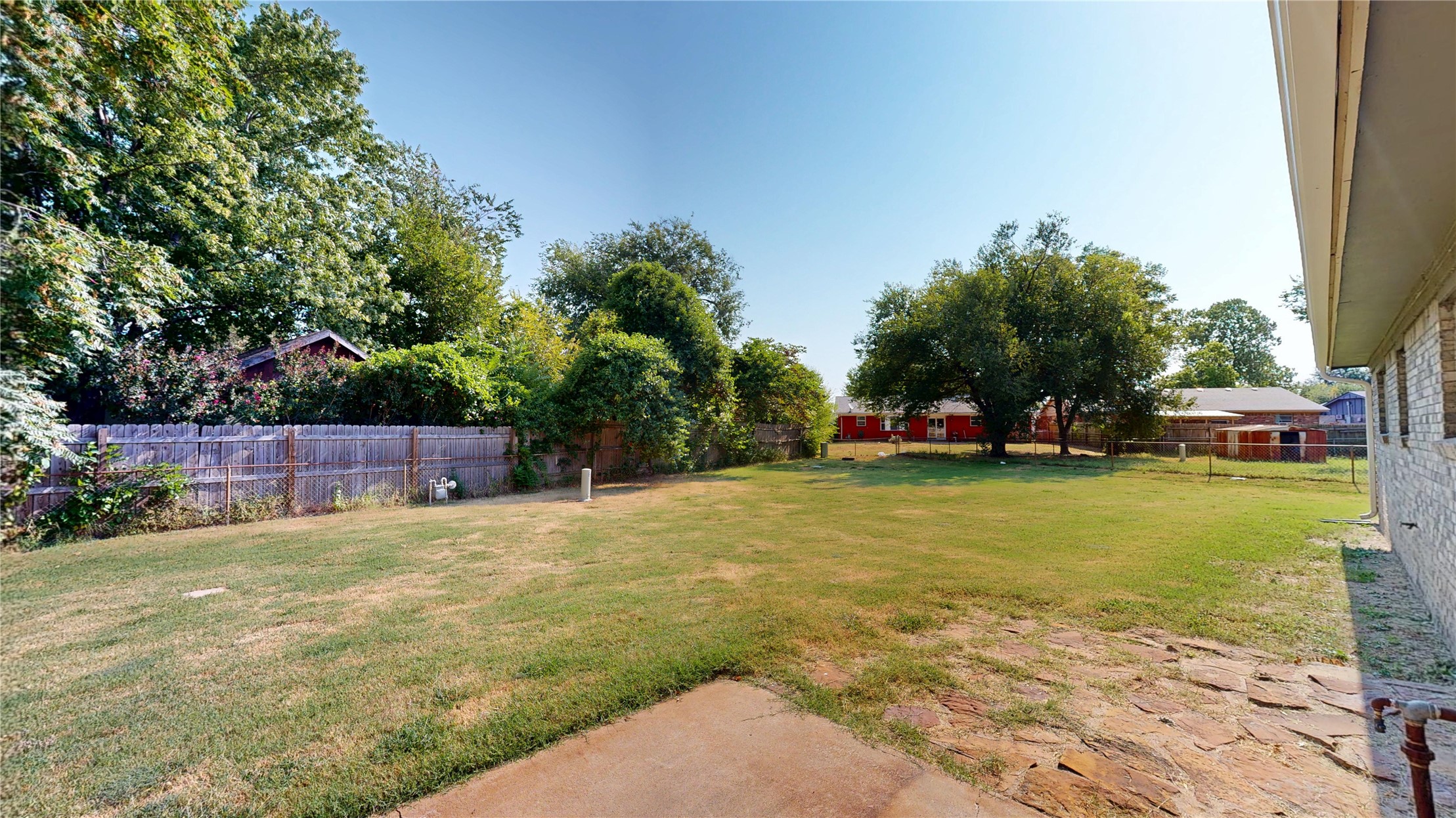 503 W C Street Property Photo 22