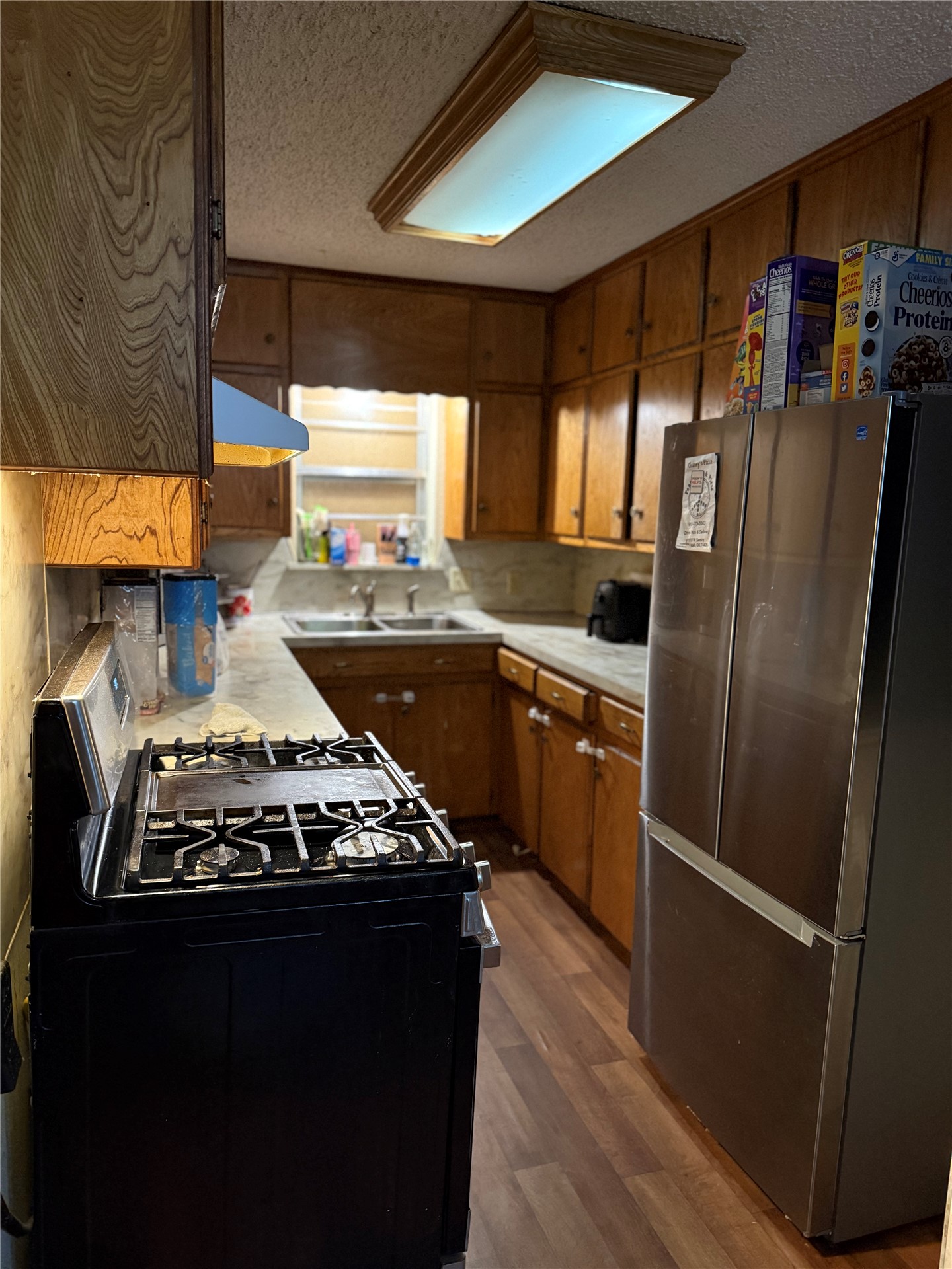 712 Nichols Avenue Property Photo 3