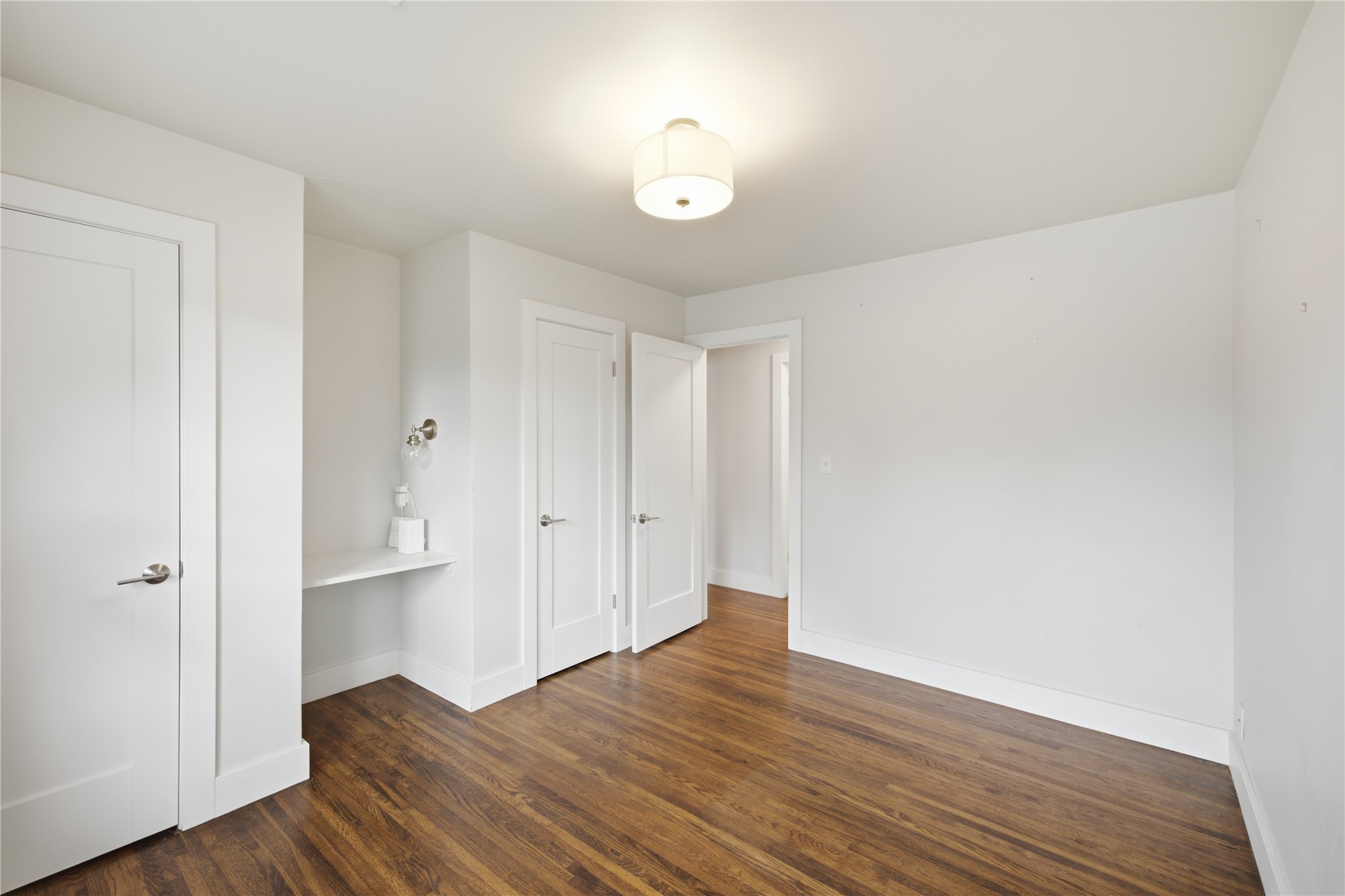 2429 S Marion Avenue Property Photo 13