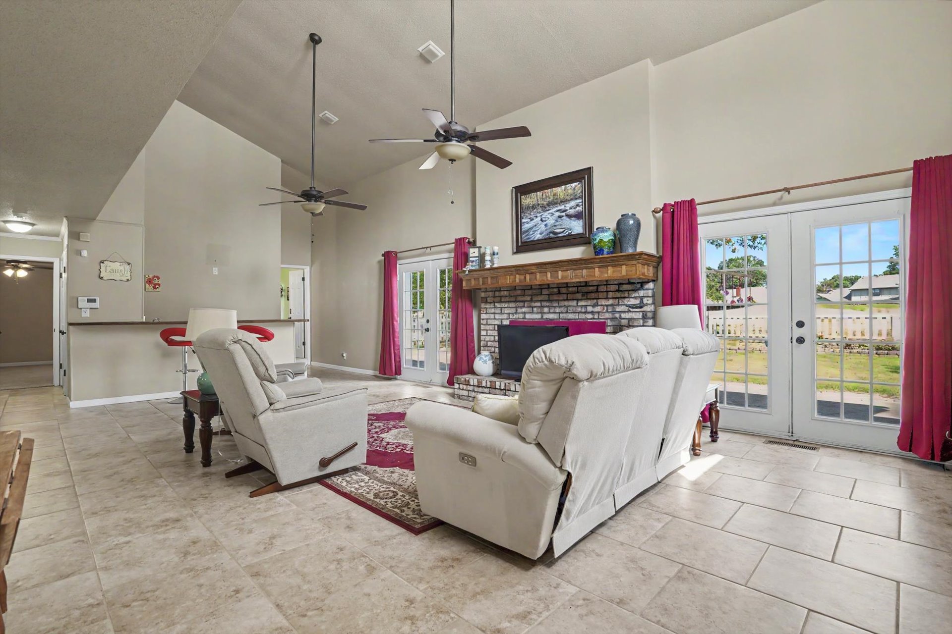 502 Fairway Drive Property Photo 10