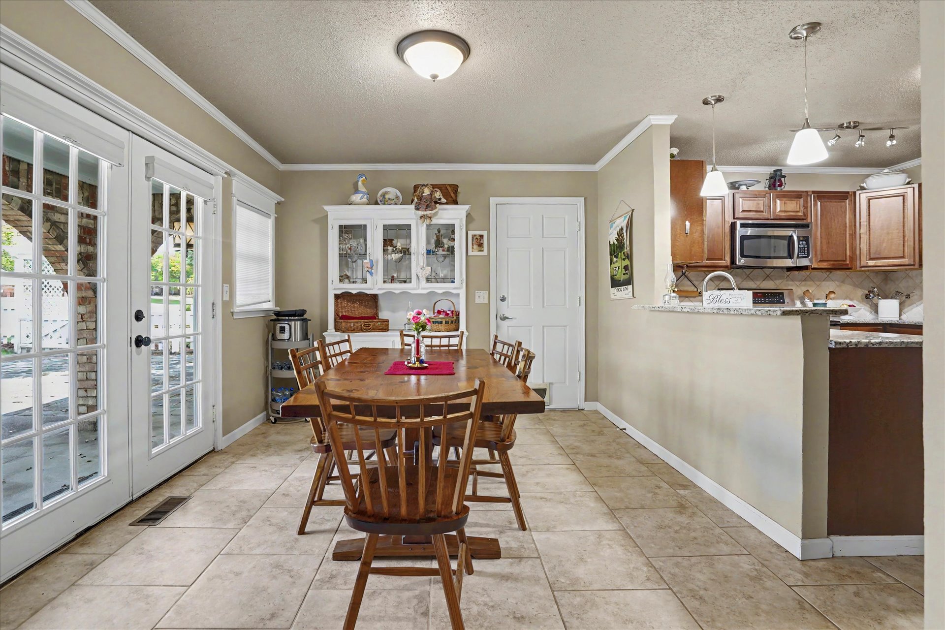 502 Fairway Drive Property Photo 11