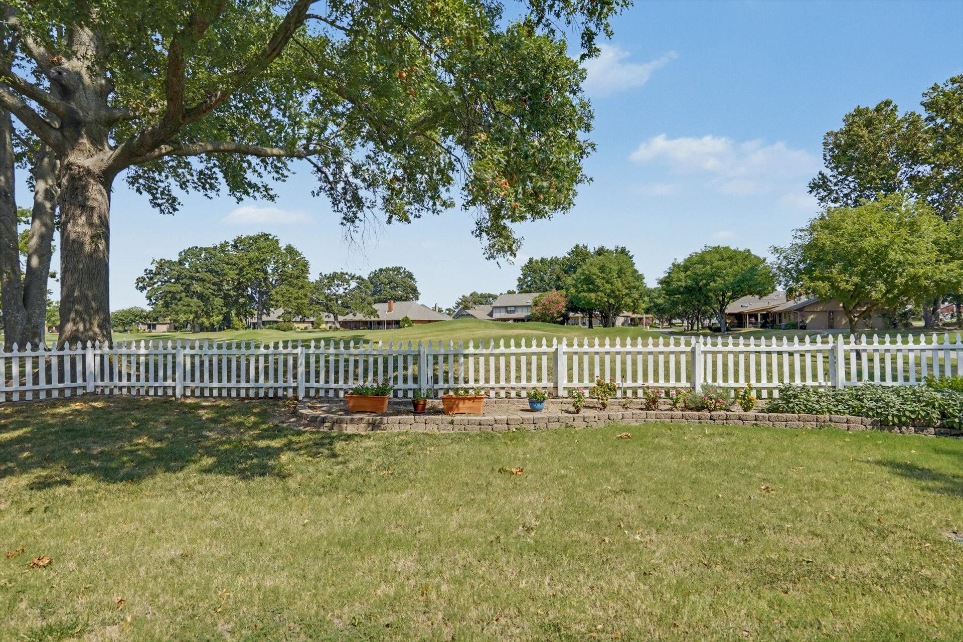 502 Fairway Drive Property Photo 33