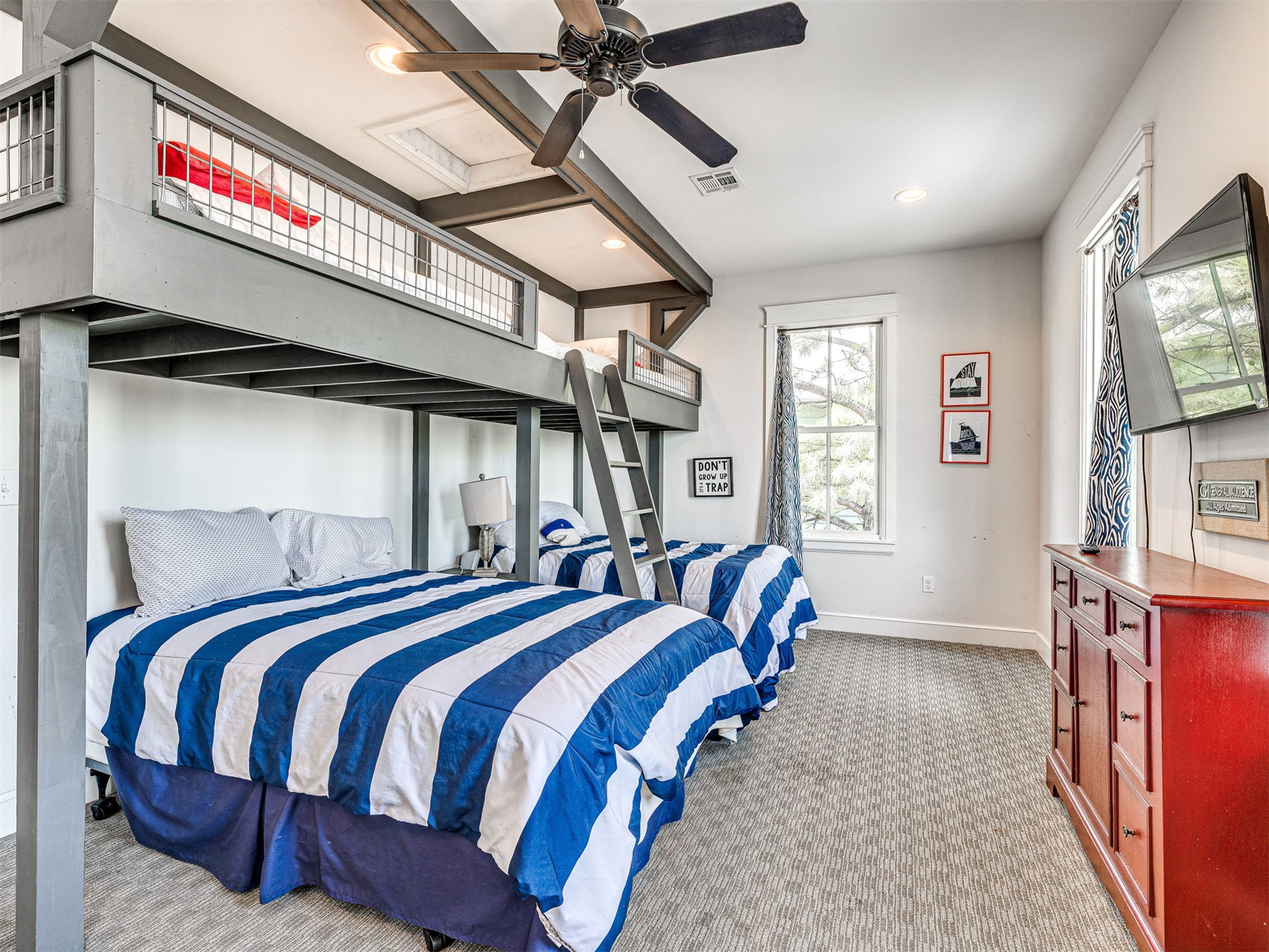 66 Boardwalk Avenue Property Photo 28
