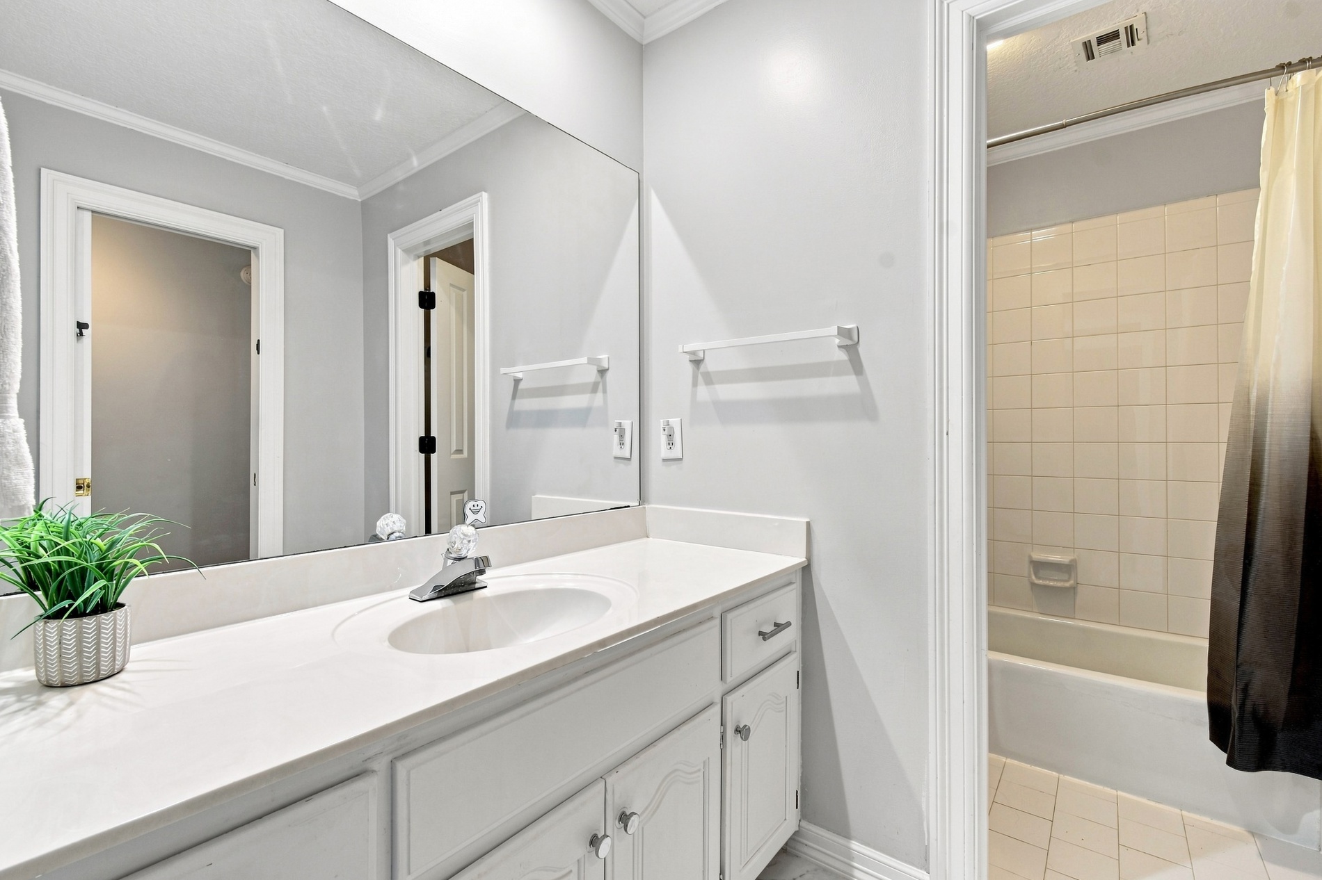 10145 S Hudson Avenue Property Photo 26