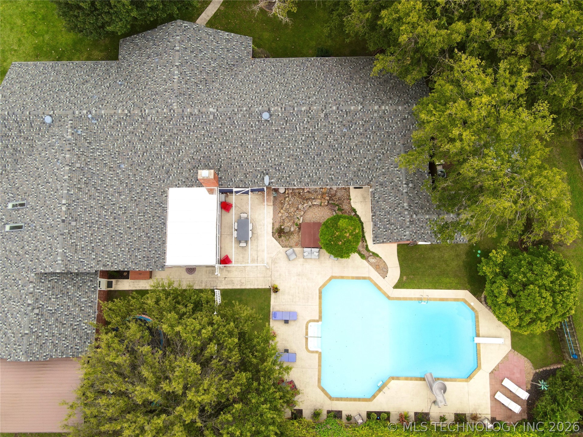 1023 Oak Property Photo 47
