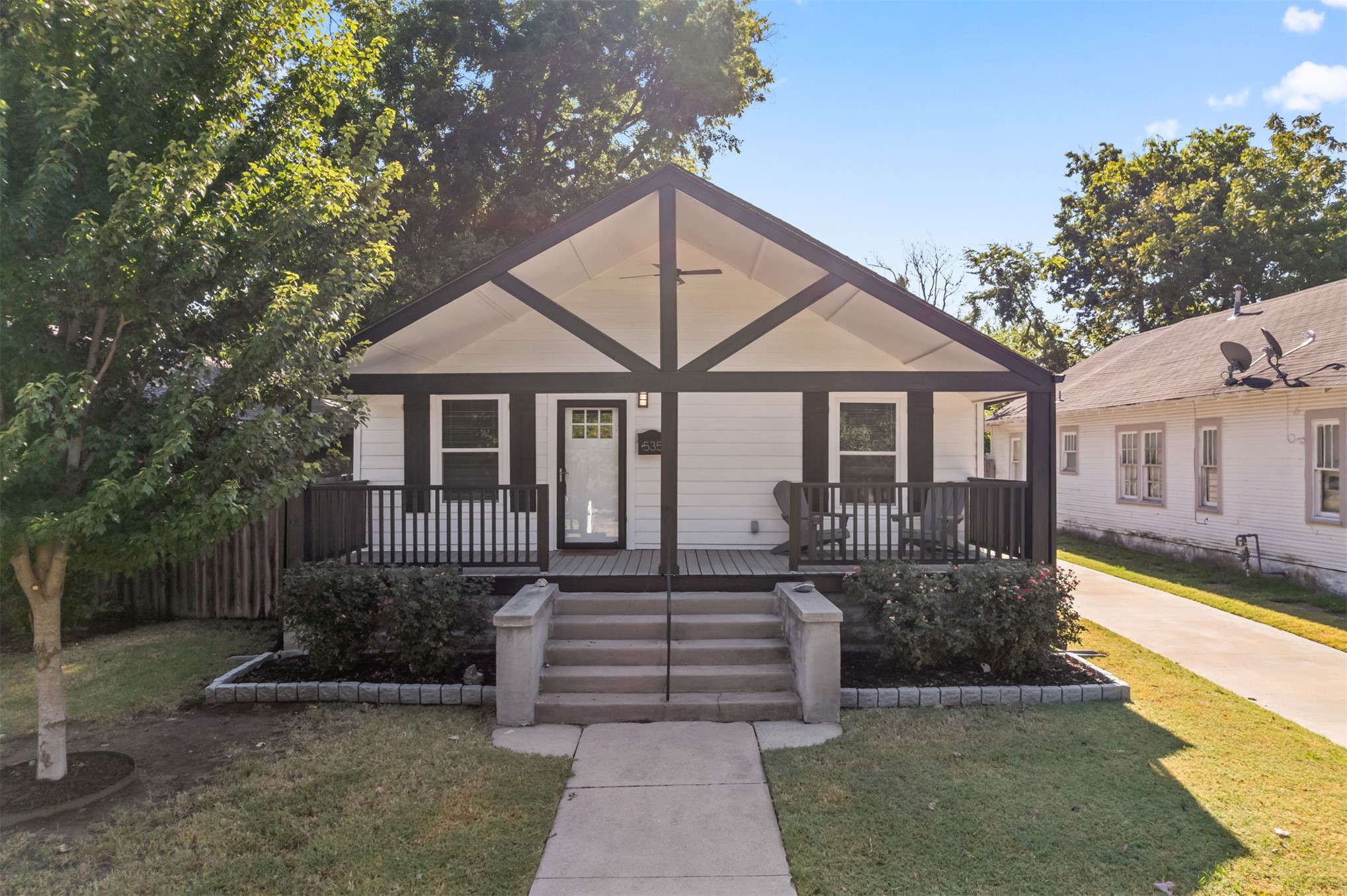 535 S Wheeling Avenue Property Photo 3