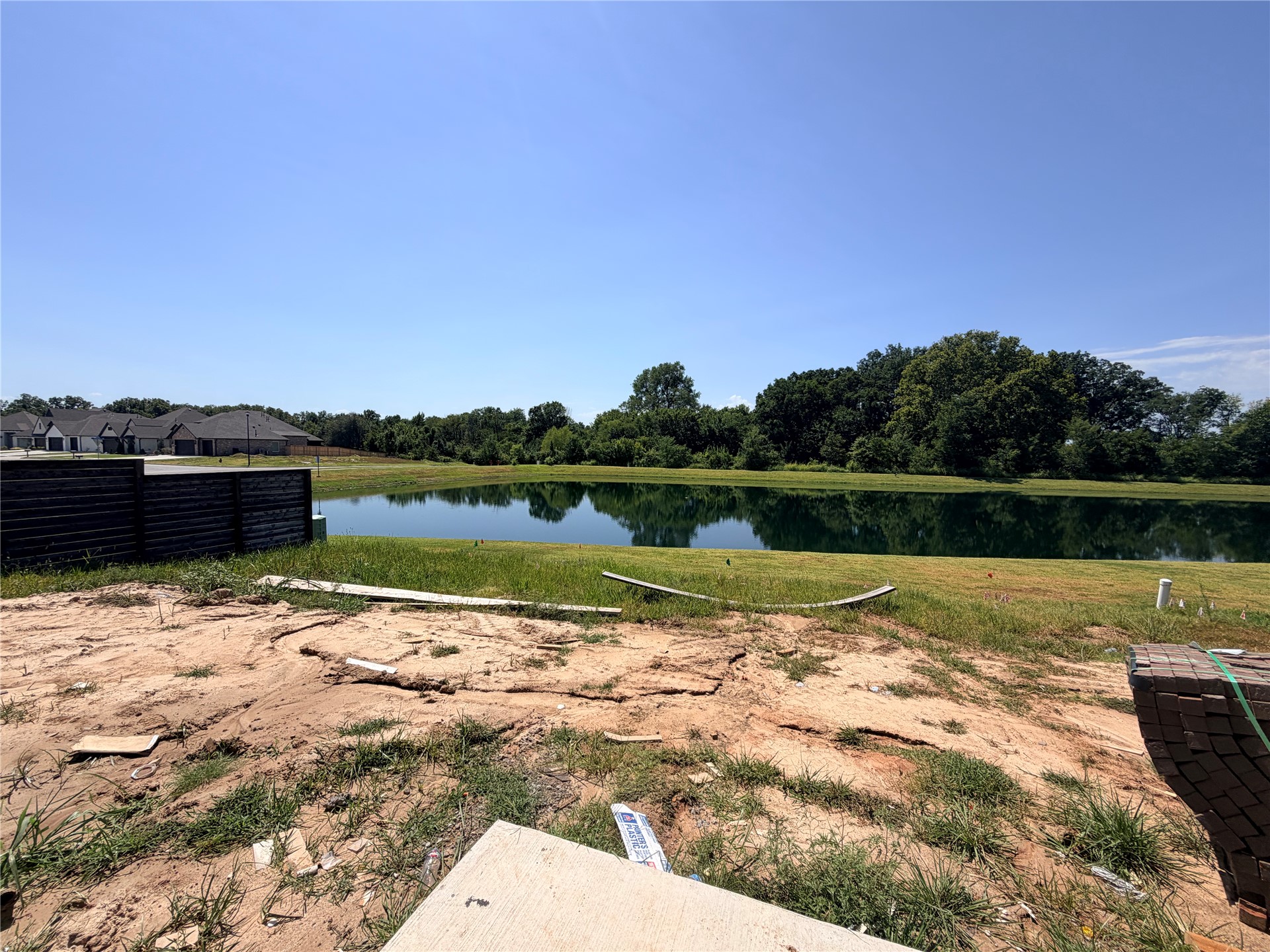 6812 S Umbrella Avenue Property Photo 4