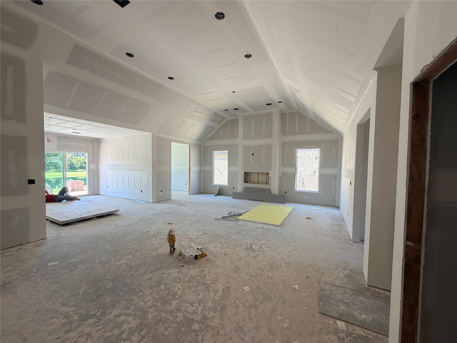 6812 S Umbrella Avenue Property Photo 6