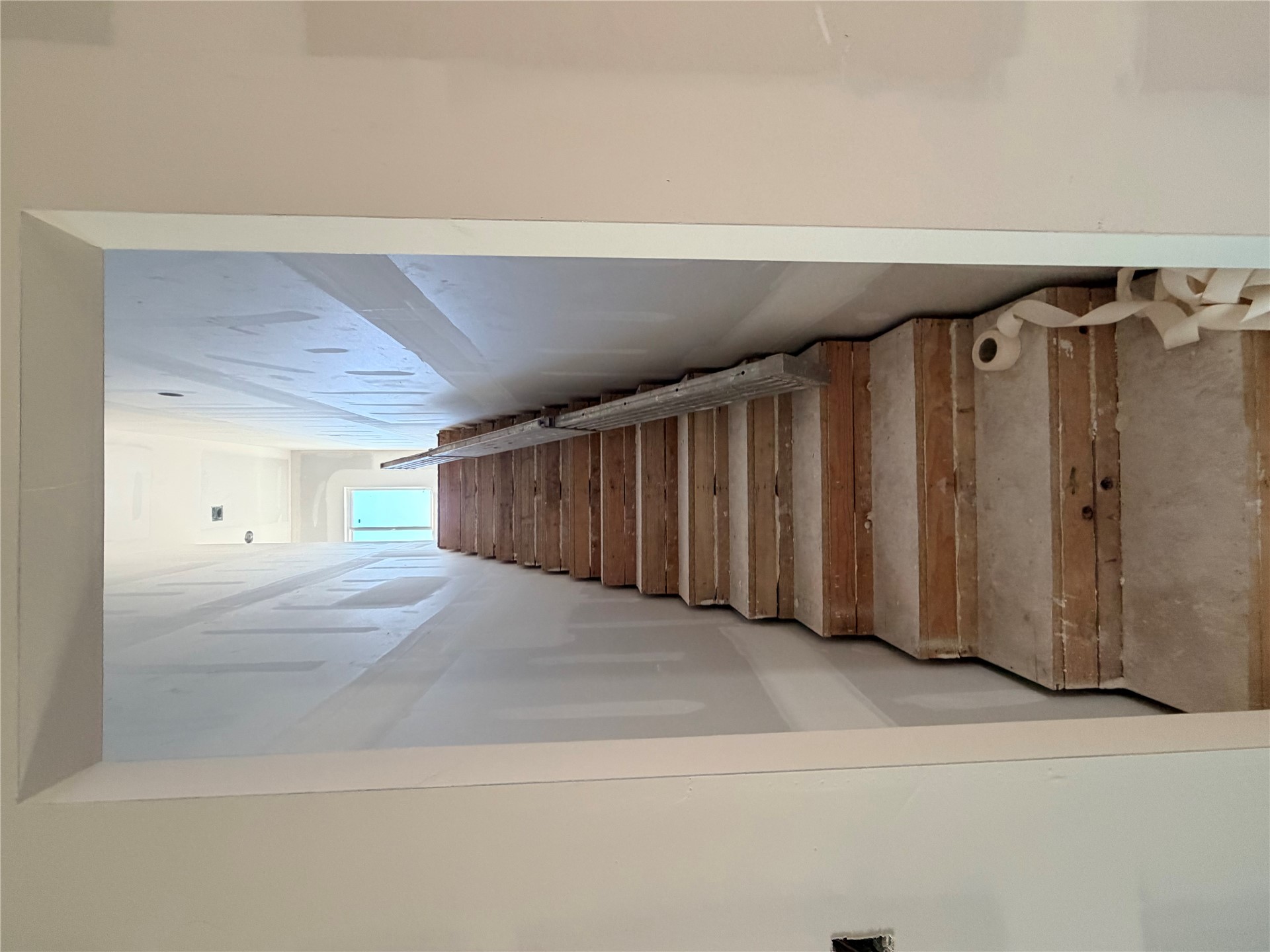 6812 S Umbrella Avenue Property Photo 10