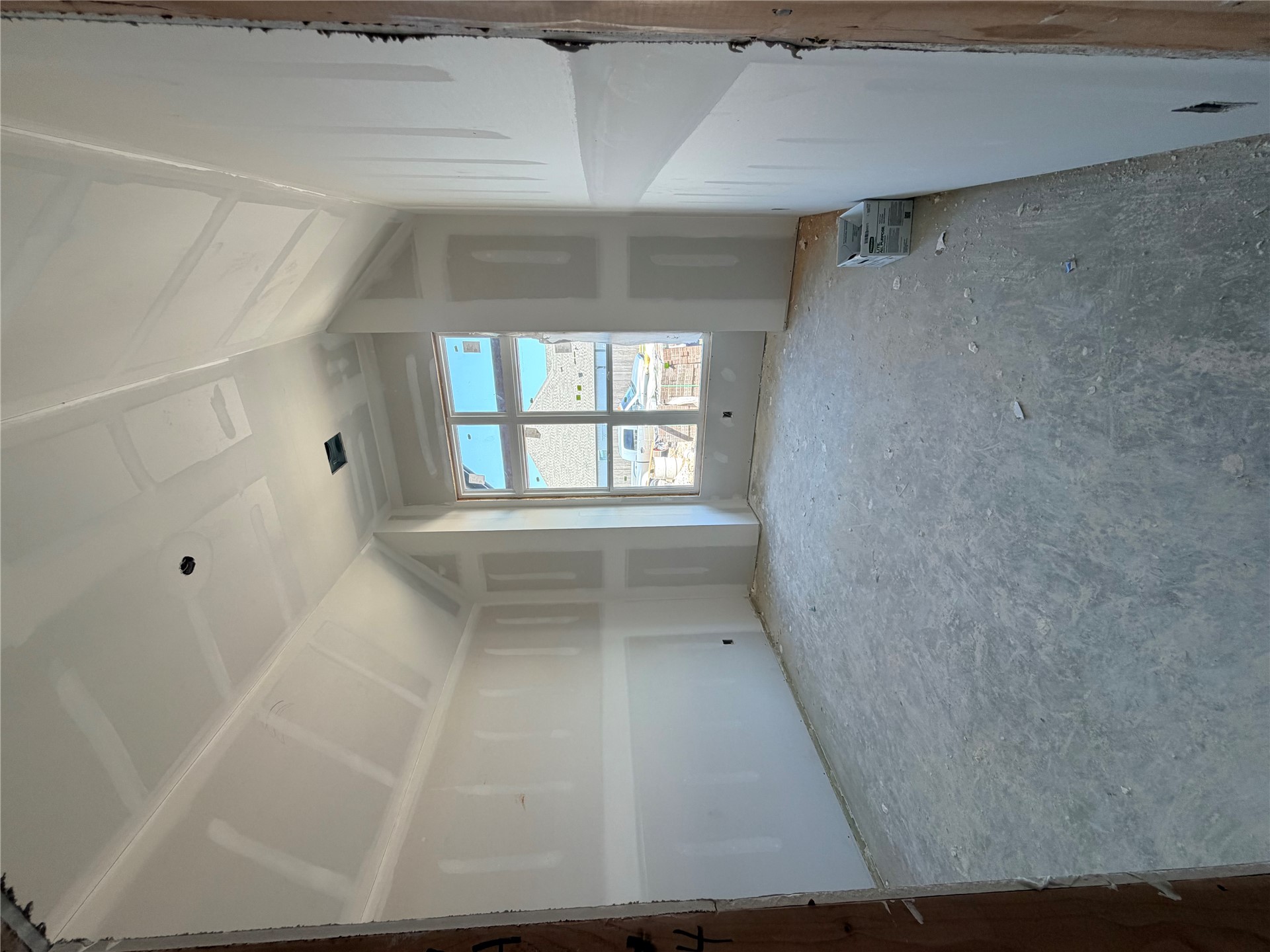 6812 S Umbrella Avenue Property Photo 12