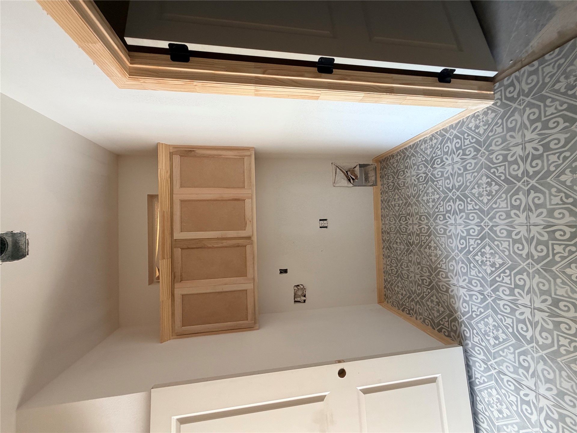 6812 S Umbrella Avenue Property Photo 22