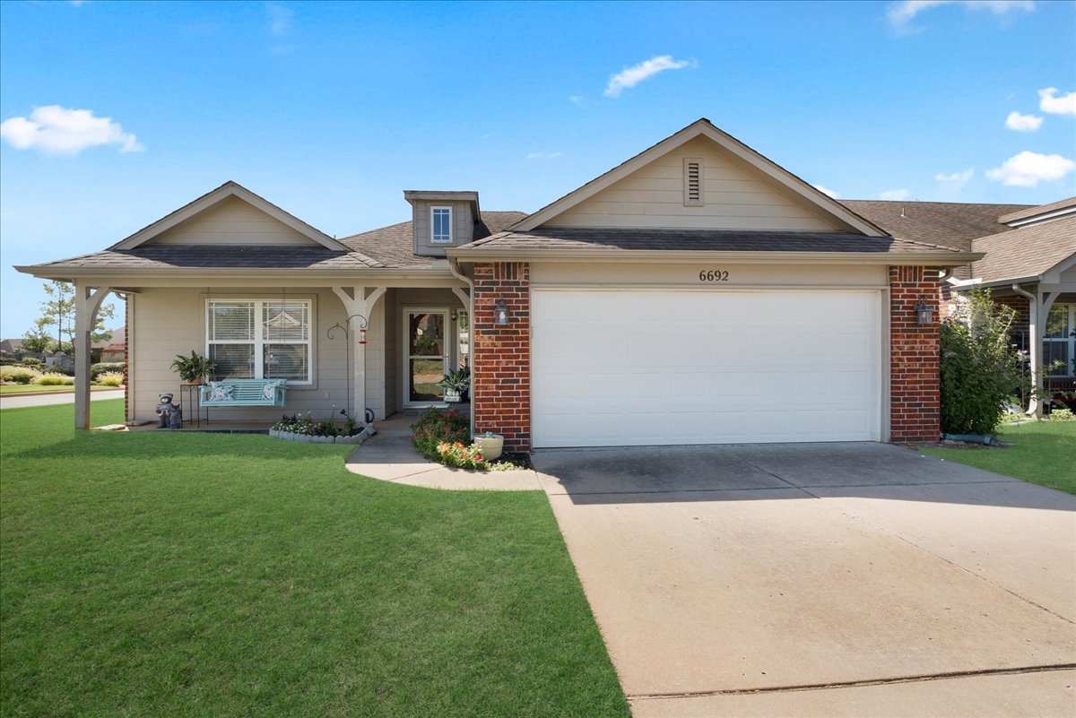 6692 E 130th Place S Property Photo 1