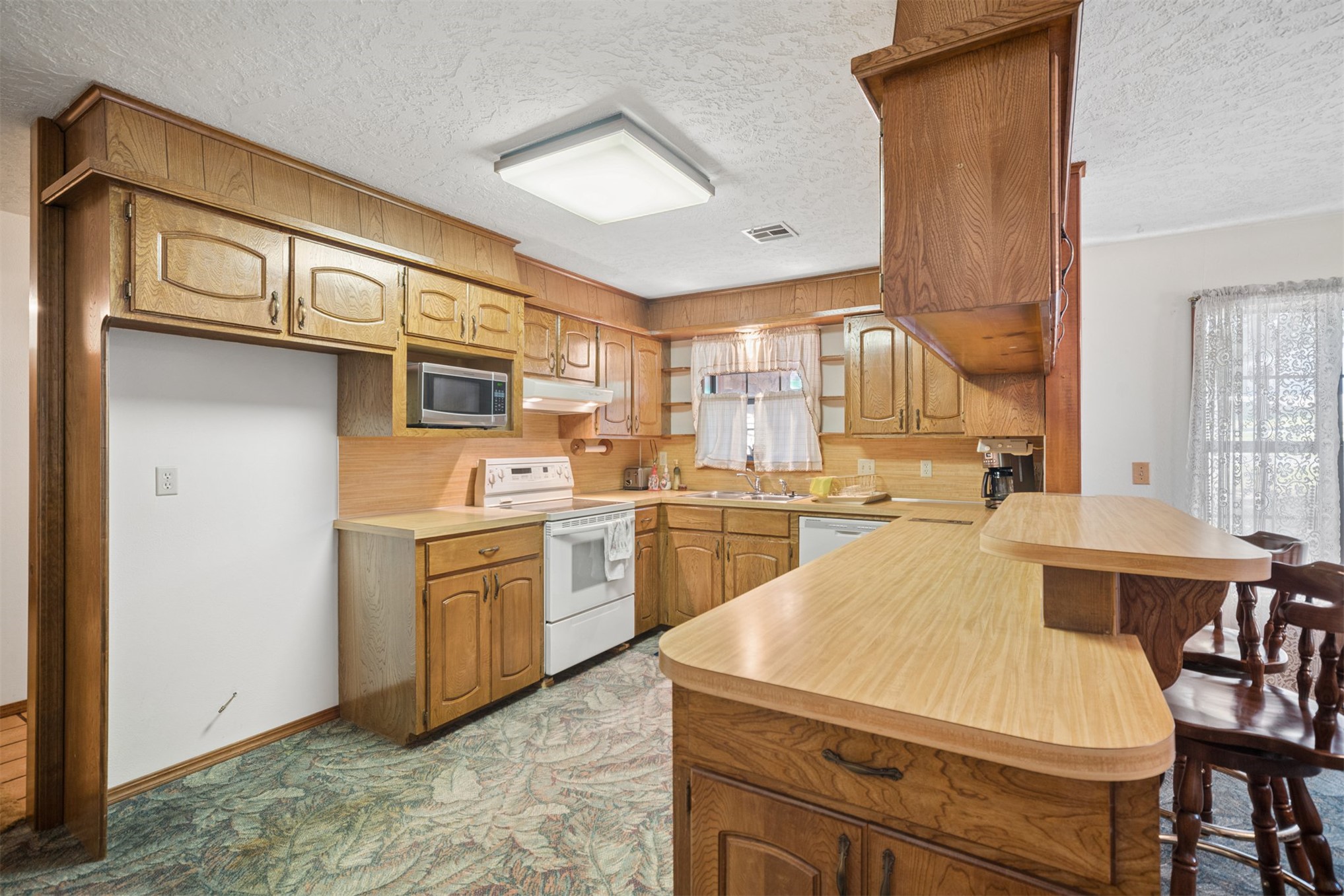 139 Miller Drive Property Photo 9