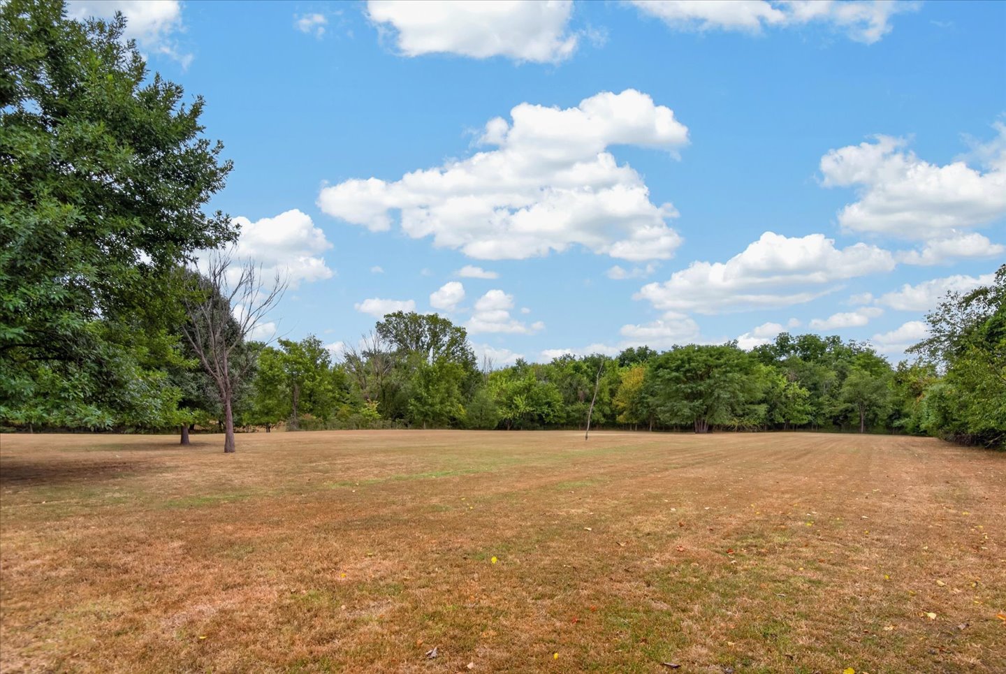403159 W 2330 Drive Property Photo 12