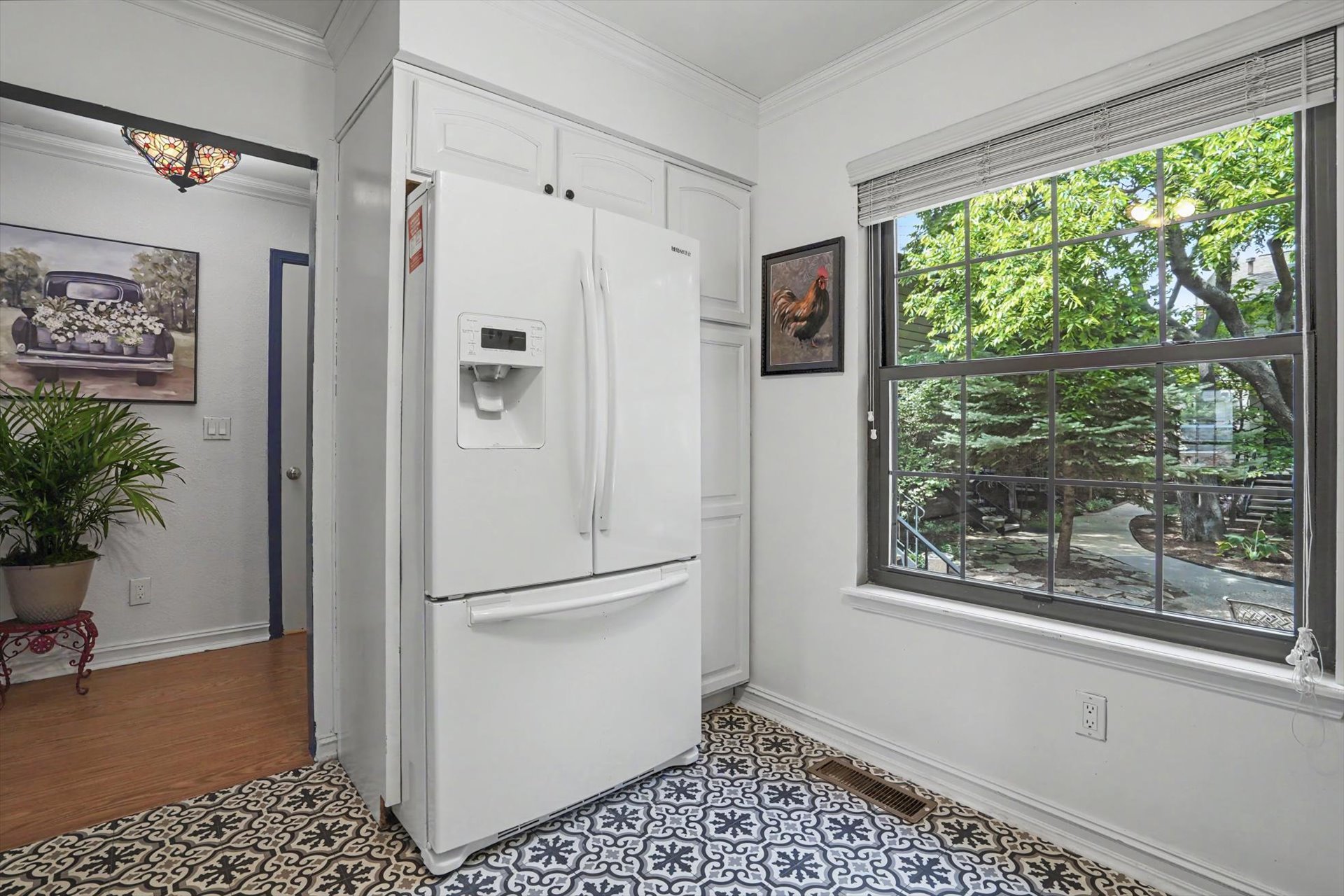 217 W 18th Street 16 Property Photo 13