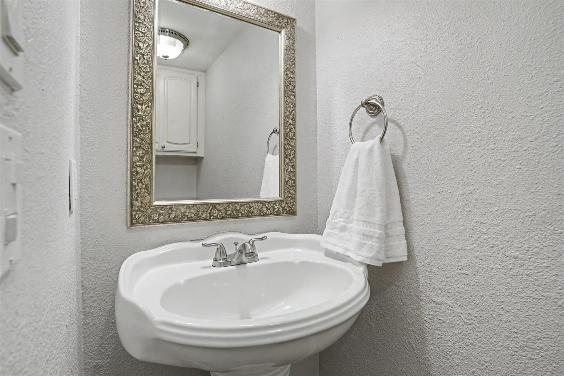 217 W 18th Street 16 Property Photo 26