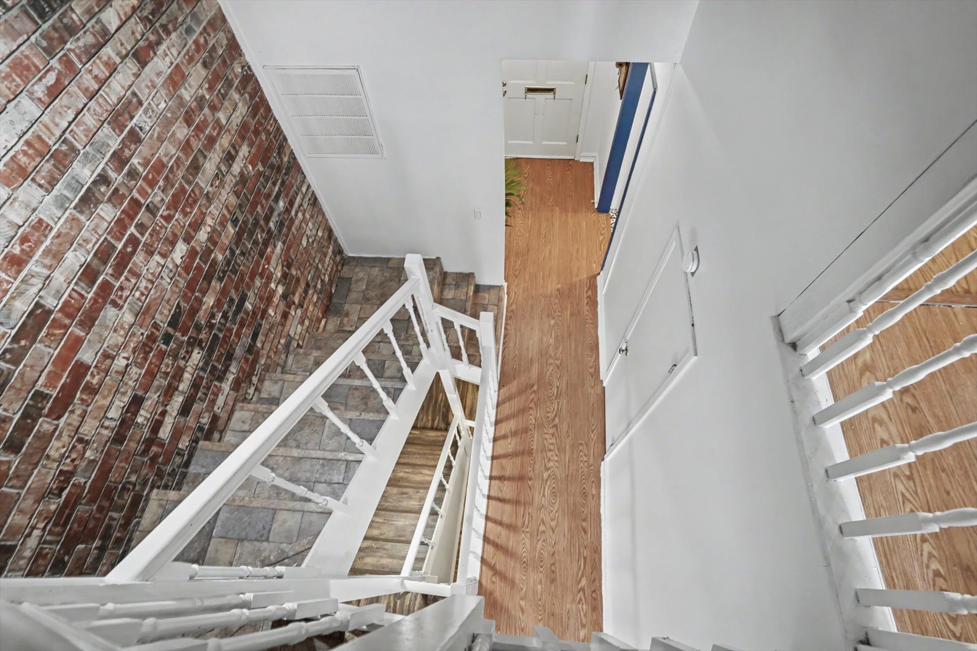 217 W 18th Street 16 Property Photo 27