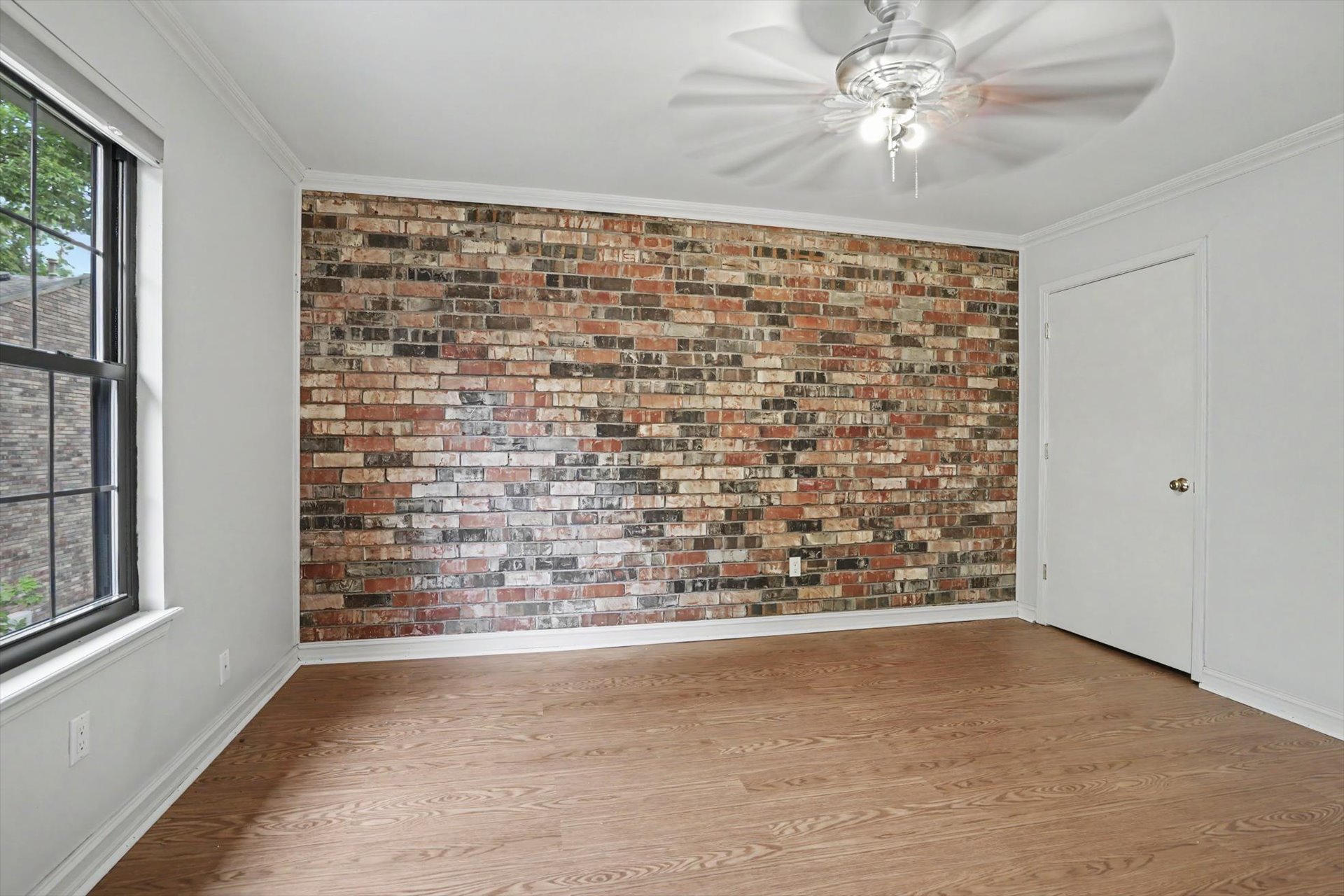 217 W 18th Street 16 Property Photo 34
