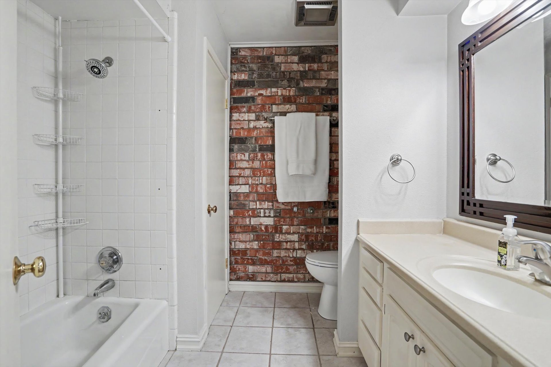 217 W 18th Street 16 Property Photo 35
