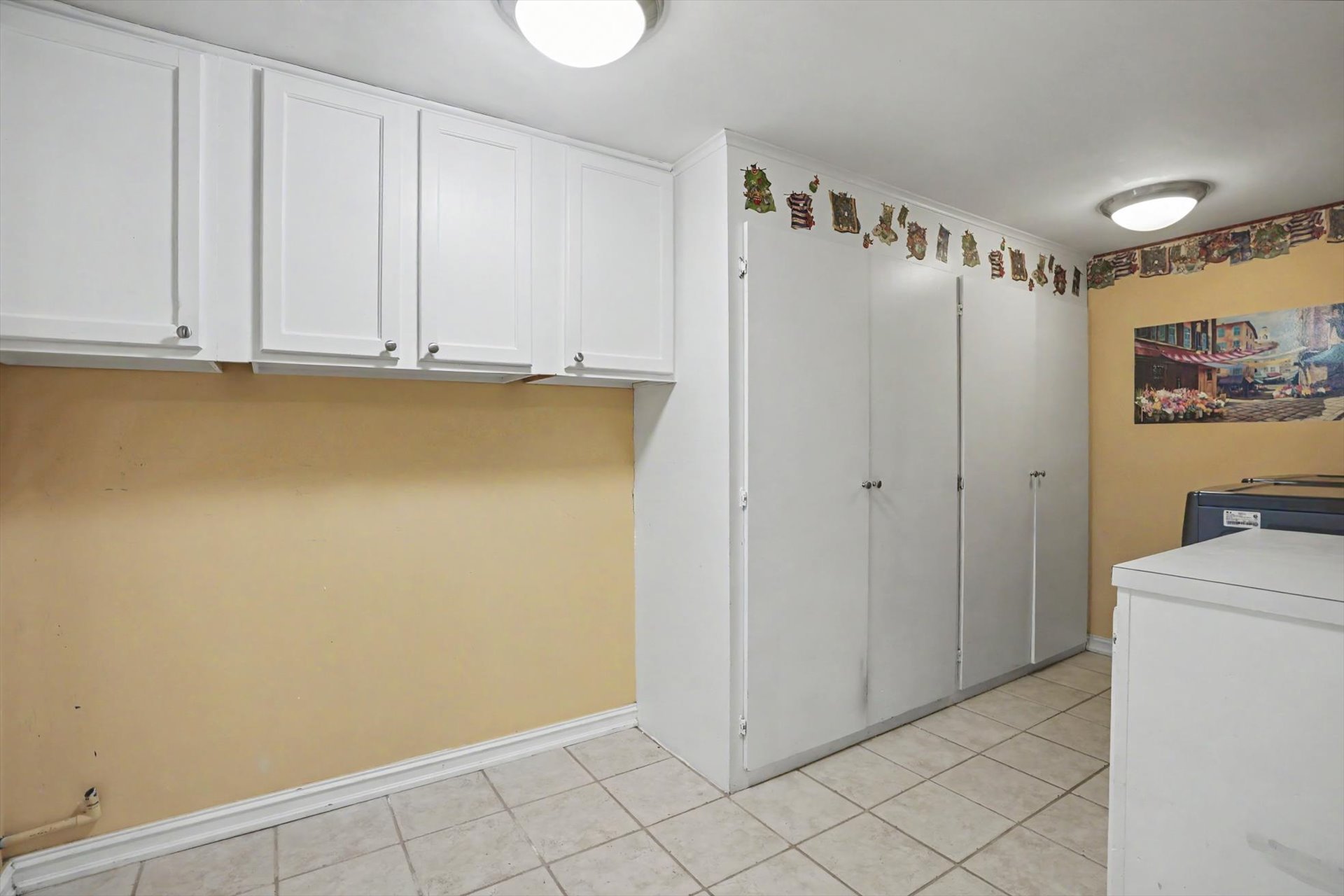 217 W 18th Street 16 Property Photo 41