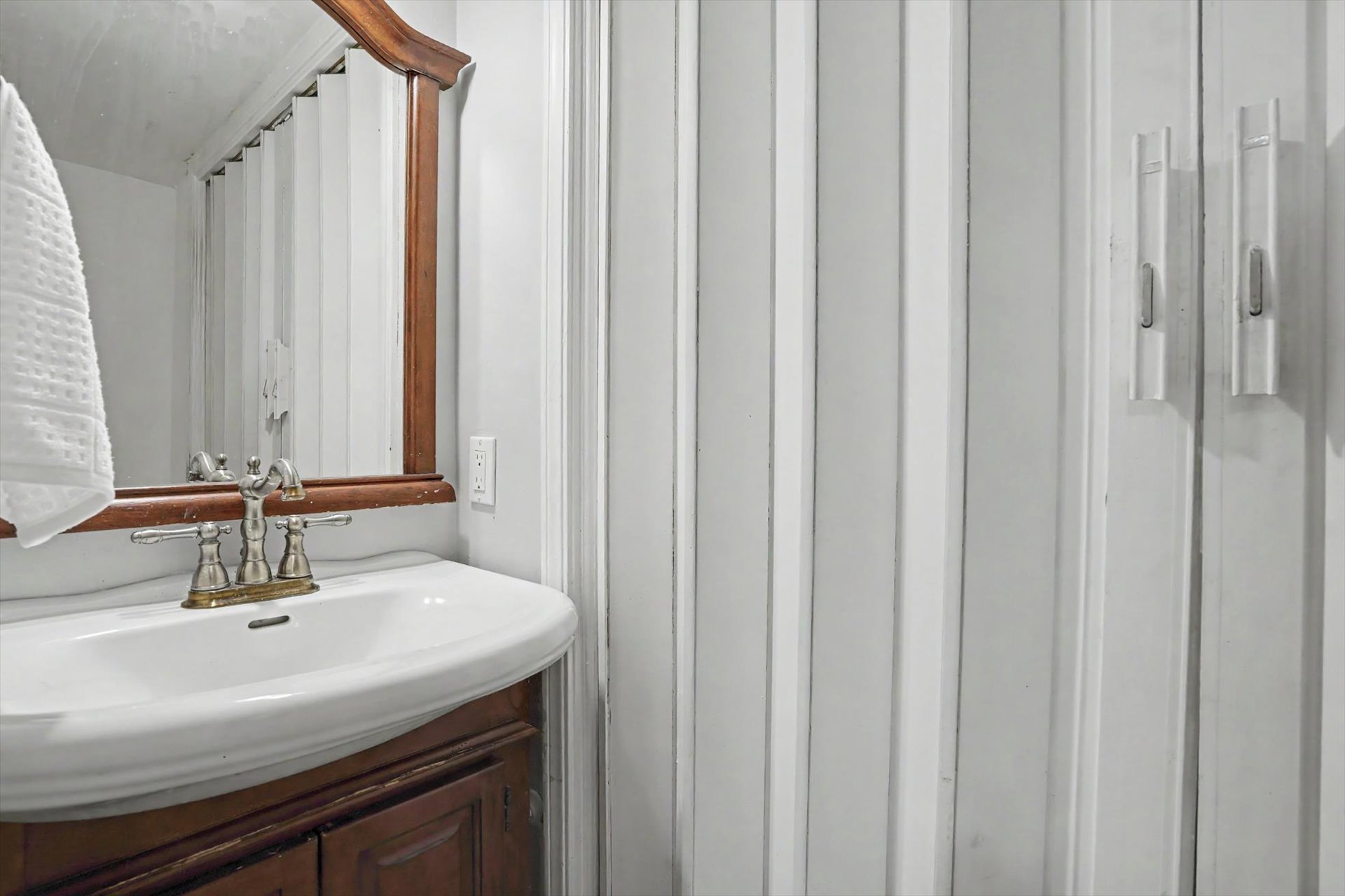 217 W 18th Street 16 Property Photo 43