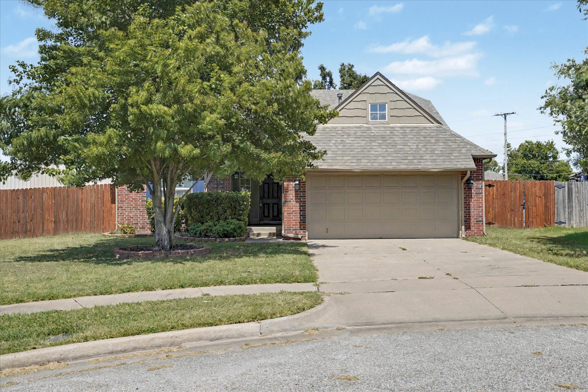3630 E Berkeley Street Property Photo 2