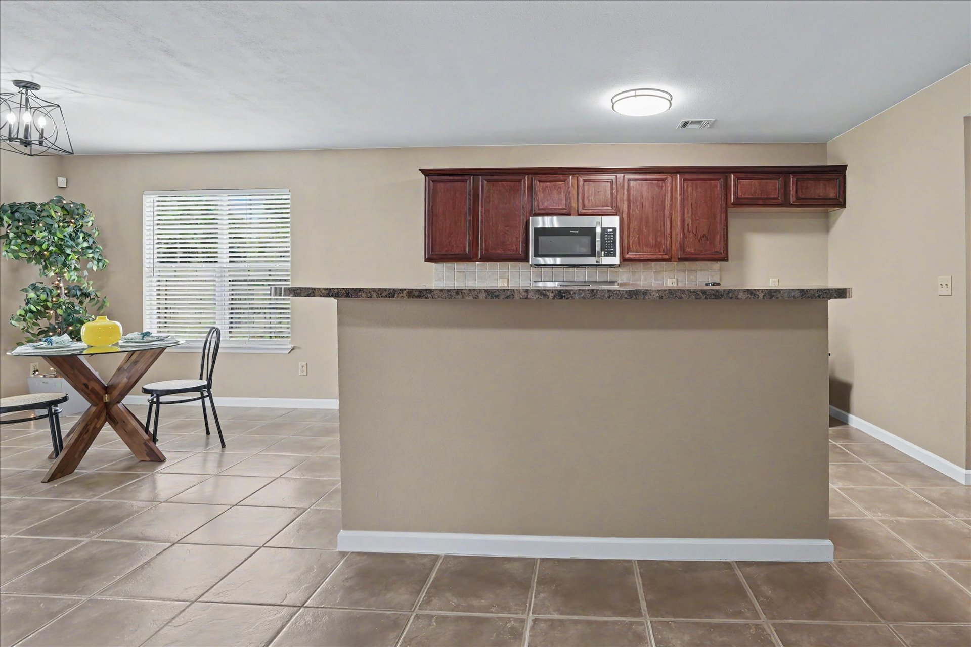 3630 E Berkeley Street Property Photo 19