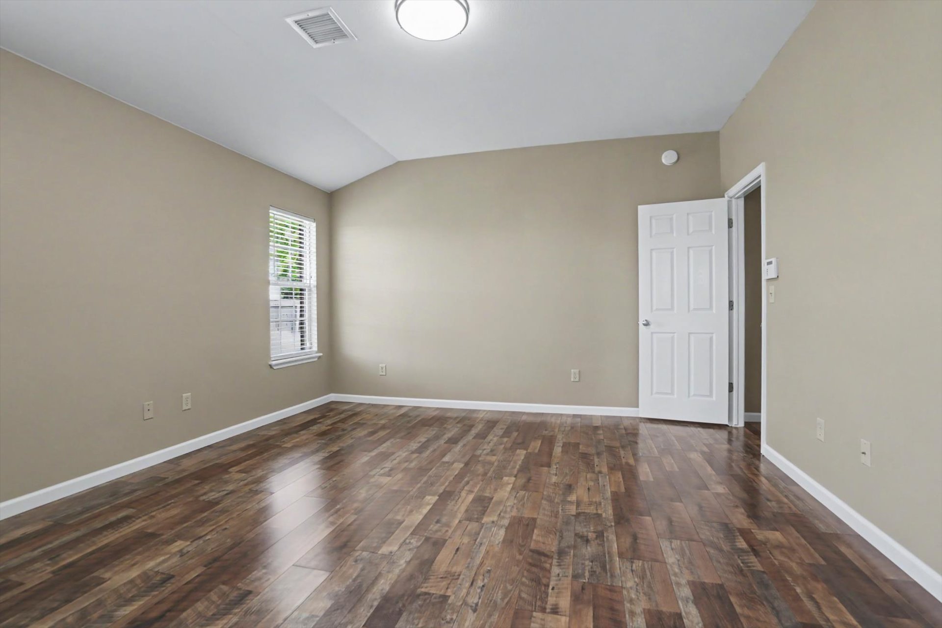 3630 E Berkeley Street Property Photo 28
