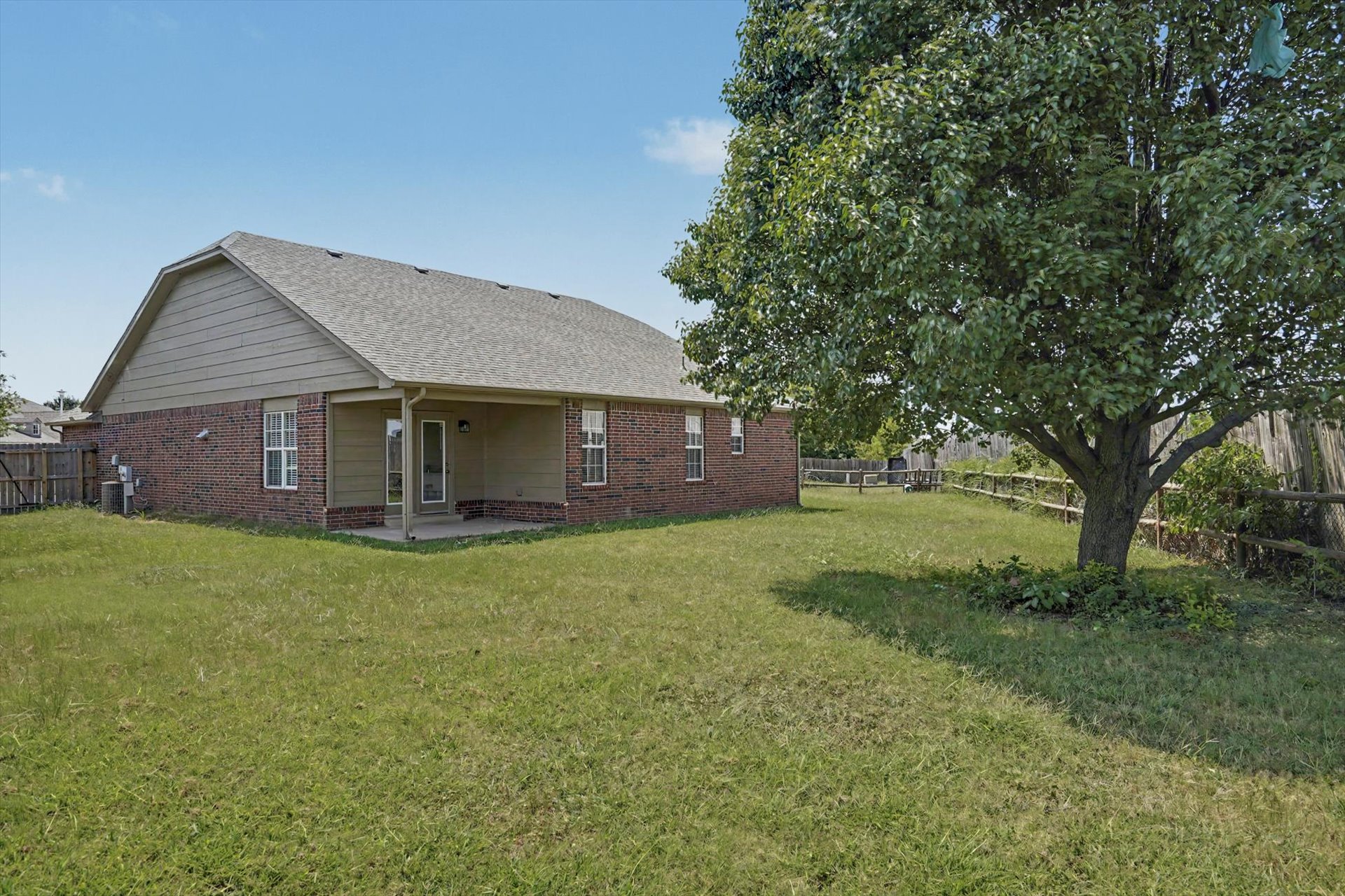 3630 E Berkeley Street Property Photo 42