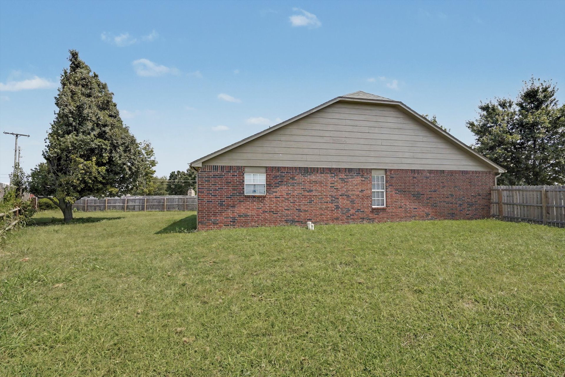 3630 E Berkeley Street Property Photo 44