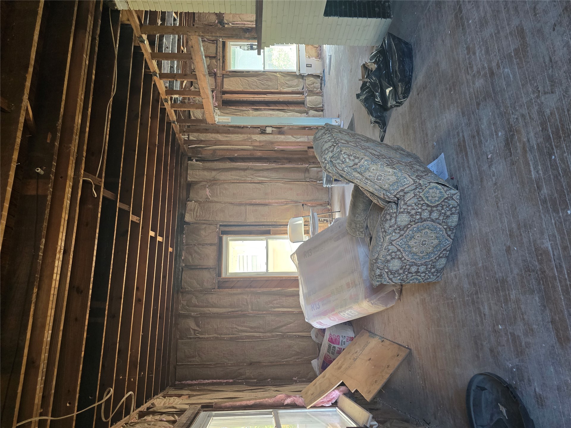 408 S Phoenix Avenue Property Photo 5