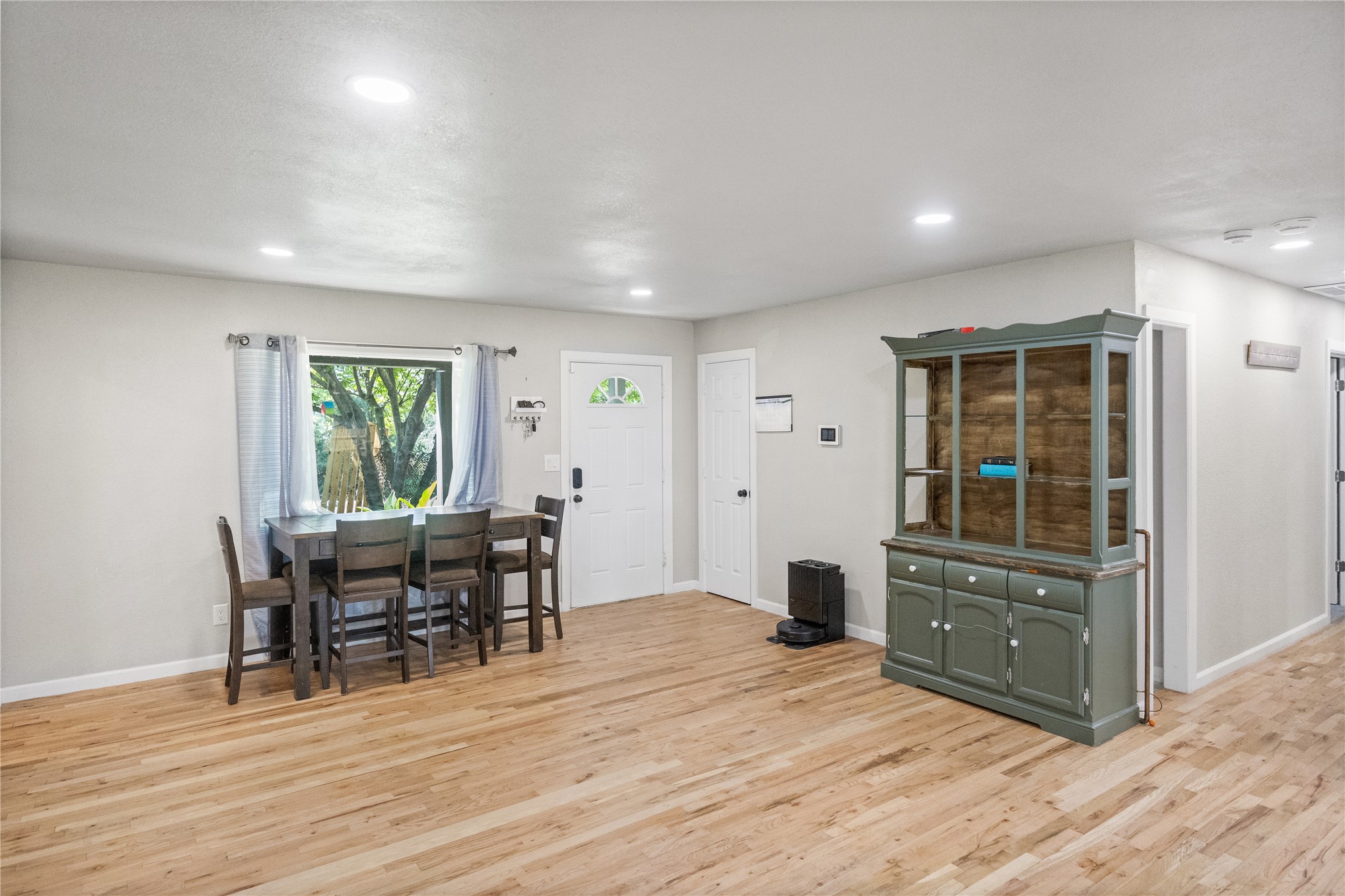 4010 E Harris Road Property Photo 3