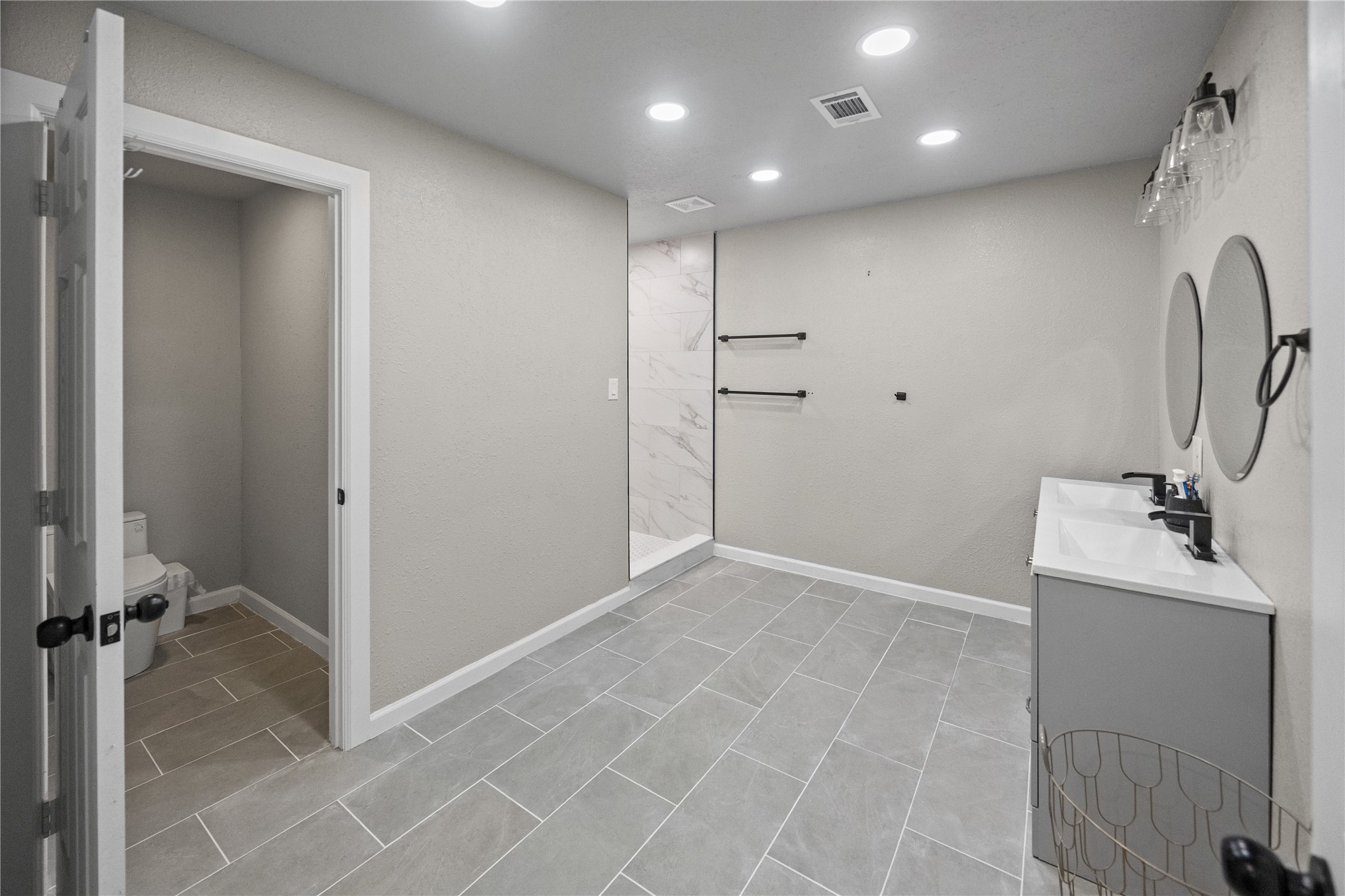 4010 E Harris Road Property Photo 16