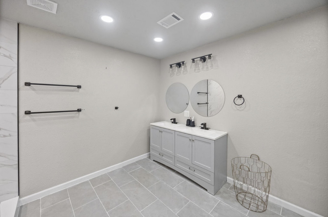 4010 E Harris Road Property Photo 18