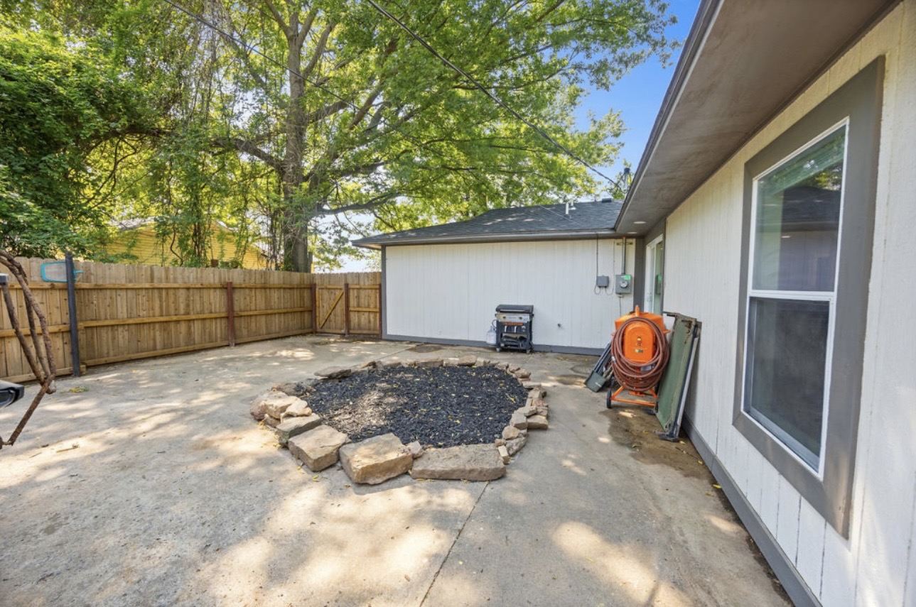 4010 E Harris Road Property Photo 19